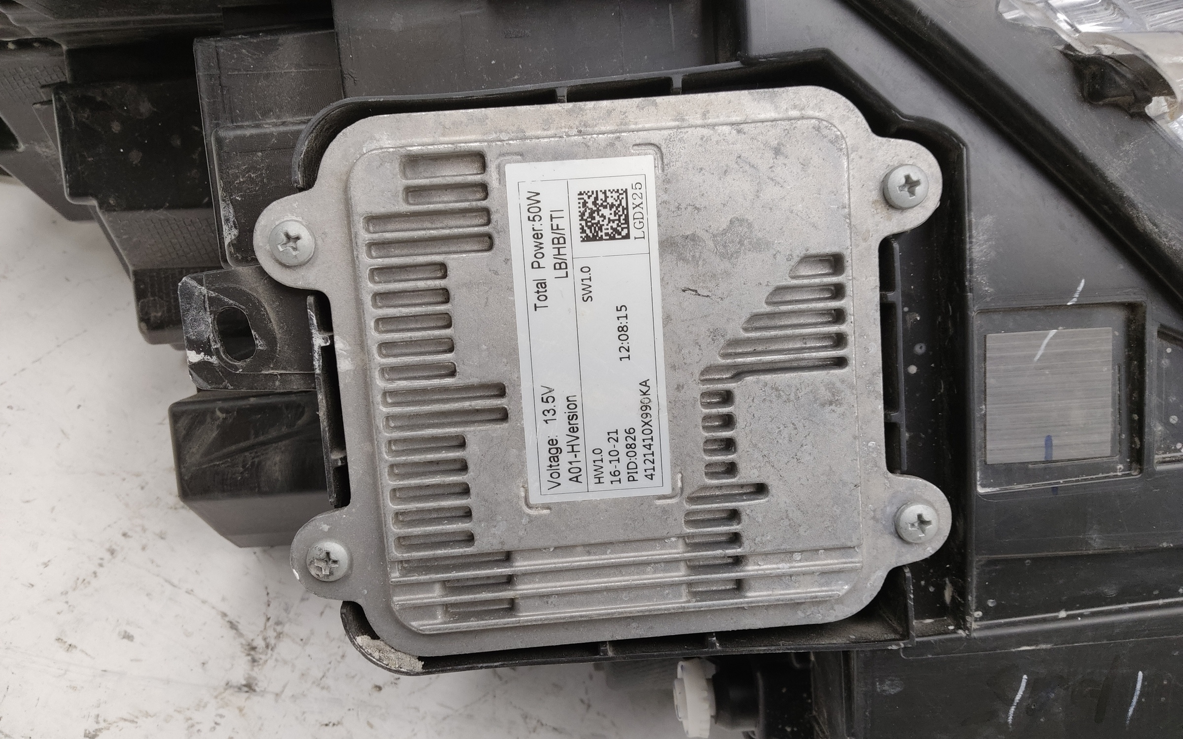 Фара передняя правая Haval Jolion LED