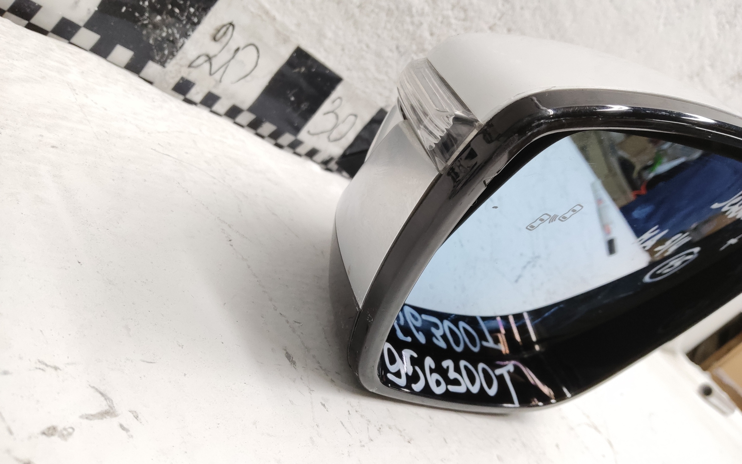 Зеркало левое Jetour X70 Plus Restail 17+1 контакт