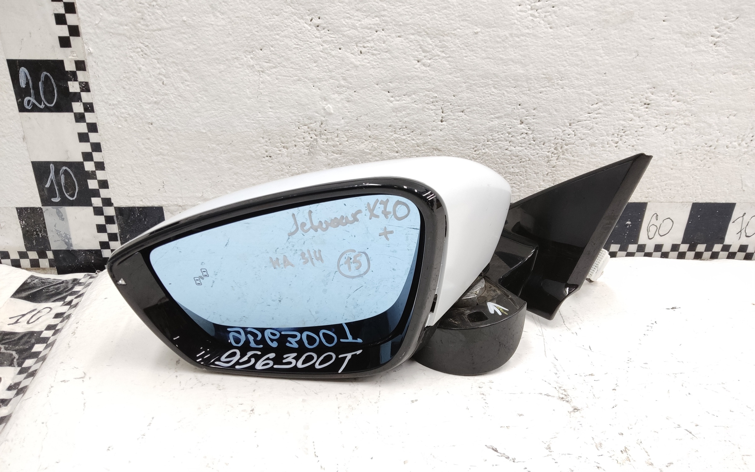 Зеркало левое Jetour X70 Plus Restail 17+1 контакт