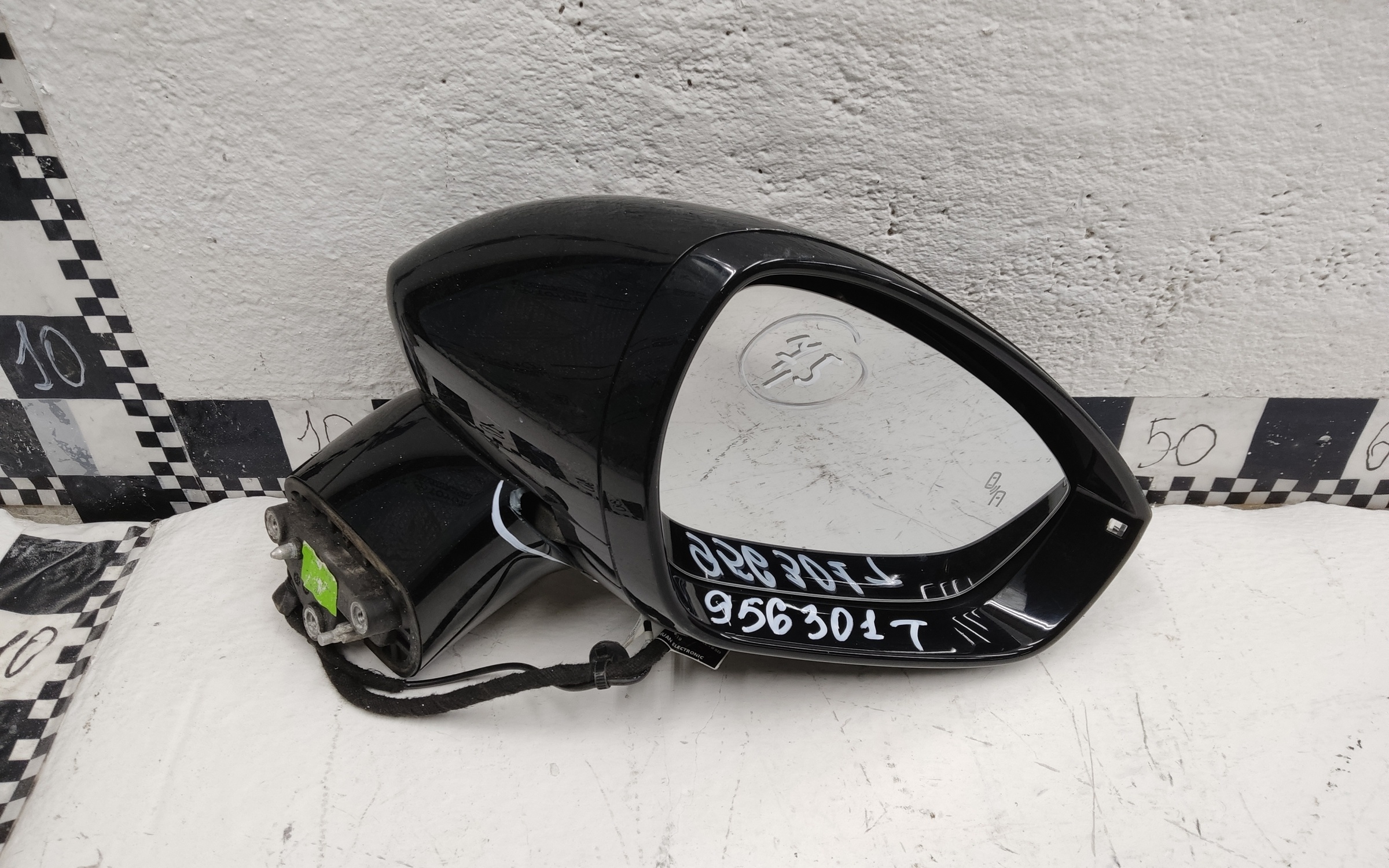 Зеркало правое Omoda C5 12+1 контактов