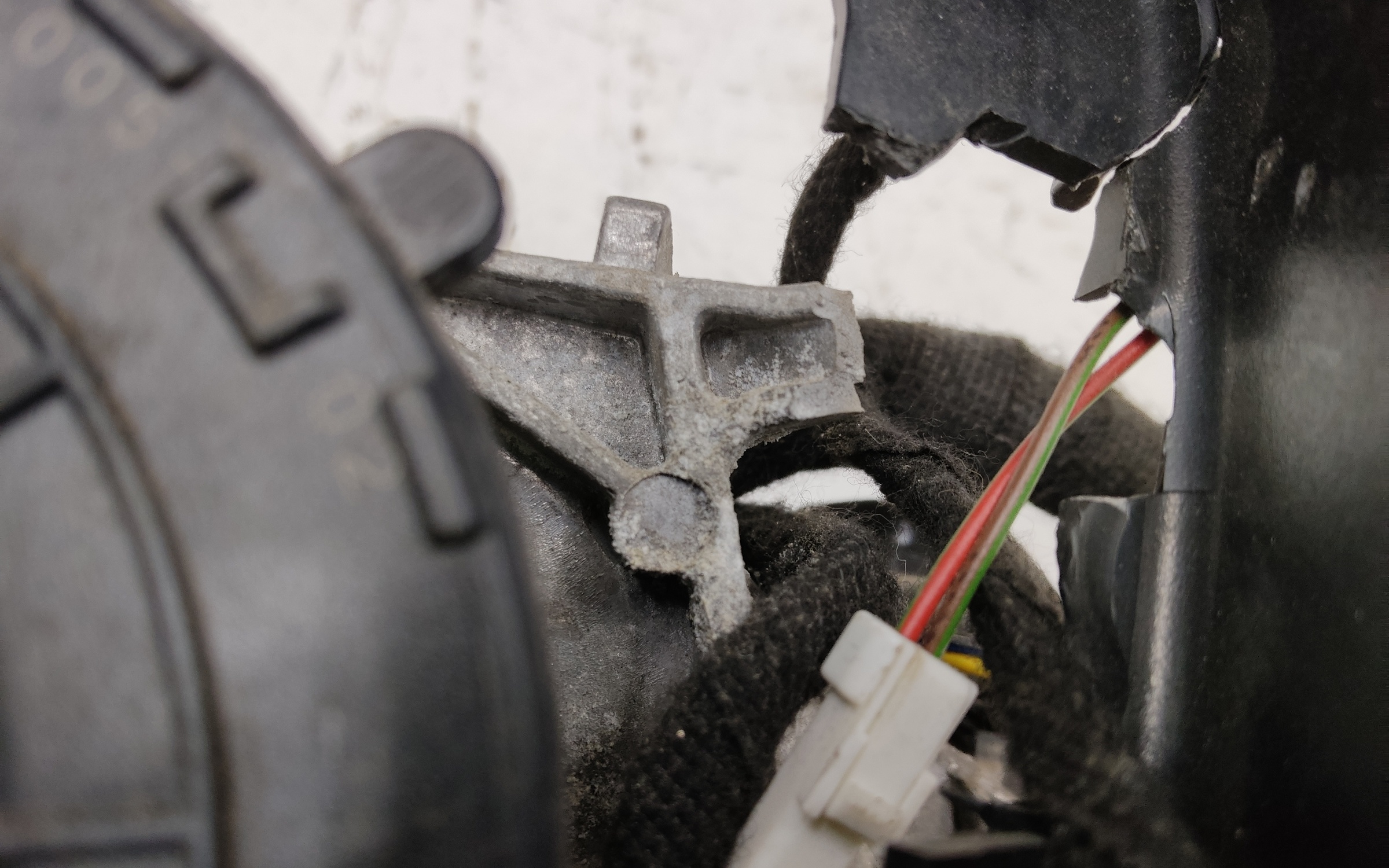 Зеркало левое Volkswagen Tiguan 2 13+2 контактов