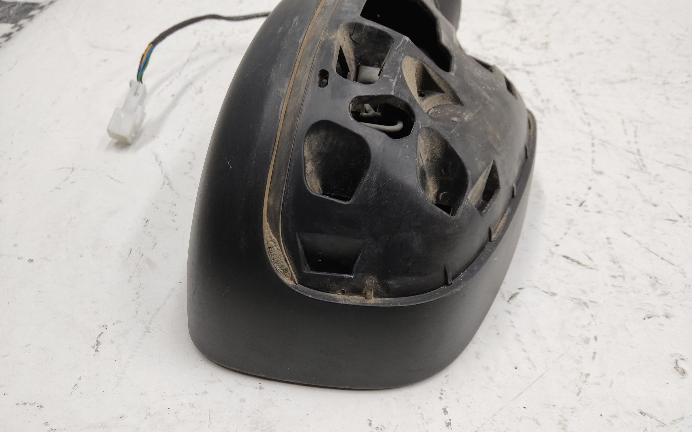 Зеркало левое Renault Duster 1 5 контактов