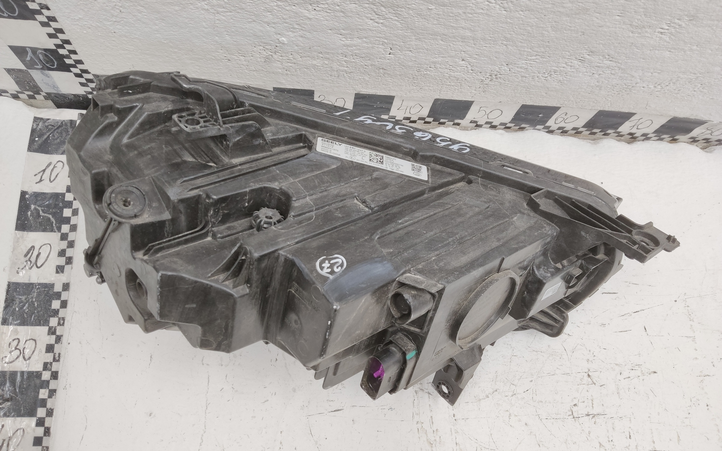 Фара передняя левая Geely Monjaro LED