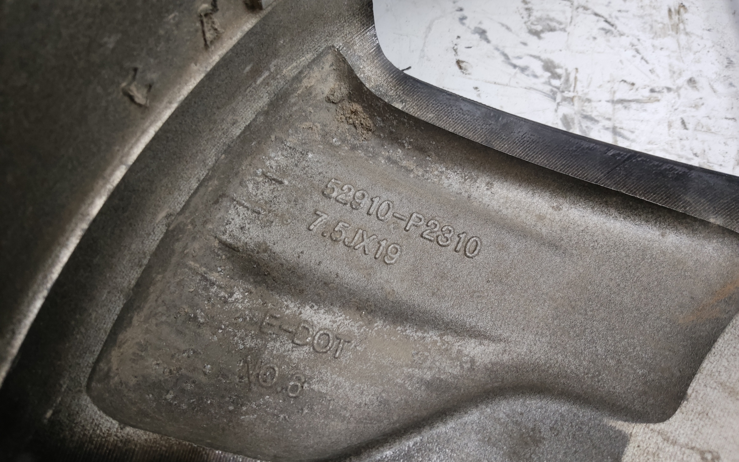 Диск колеса литой Kia Sorento 4 R19