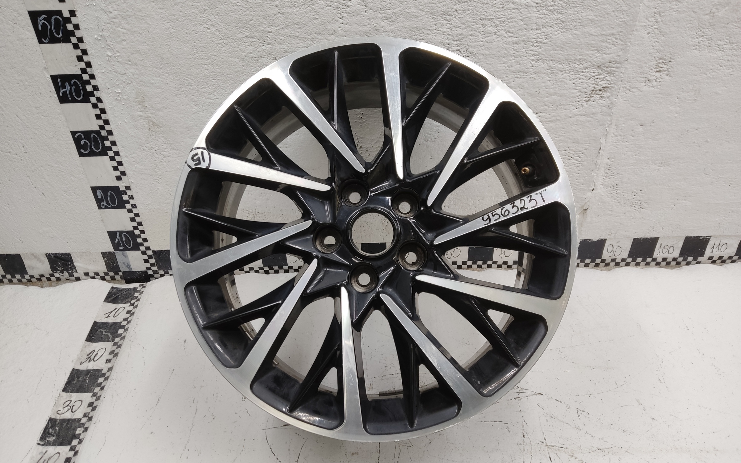 Диск колеса литой Hyundai Sonata 8 R18 "Khomen" KHW1804