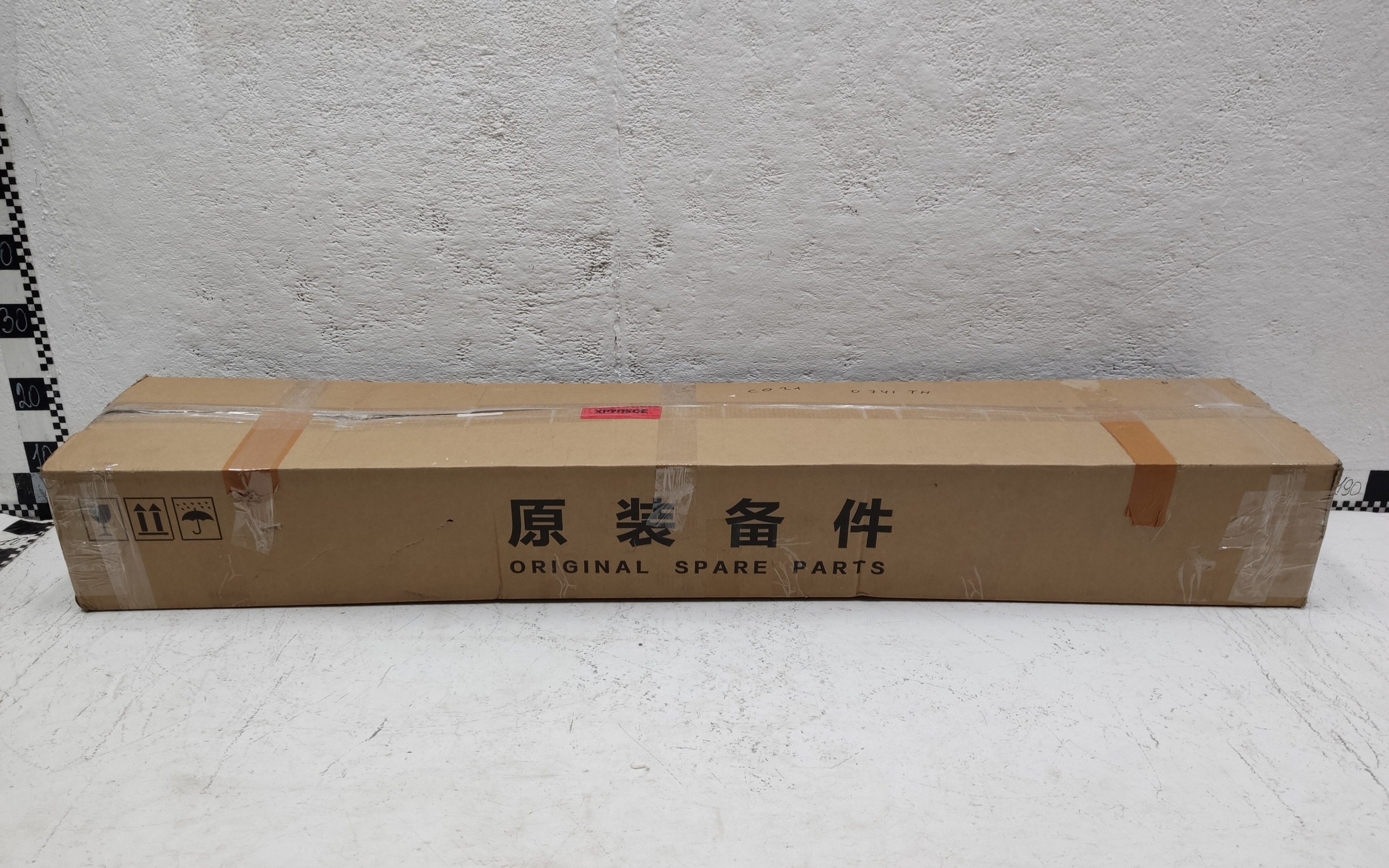 Фонарь крышки багажника Geely Monjaro LED