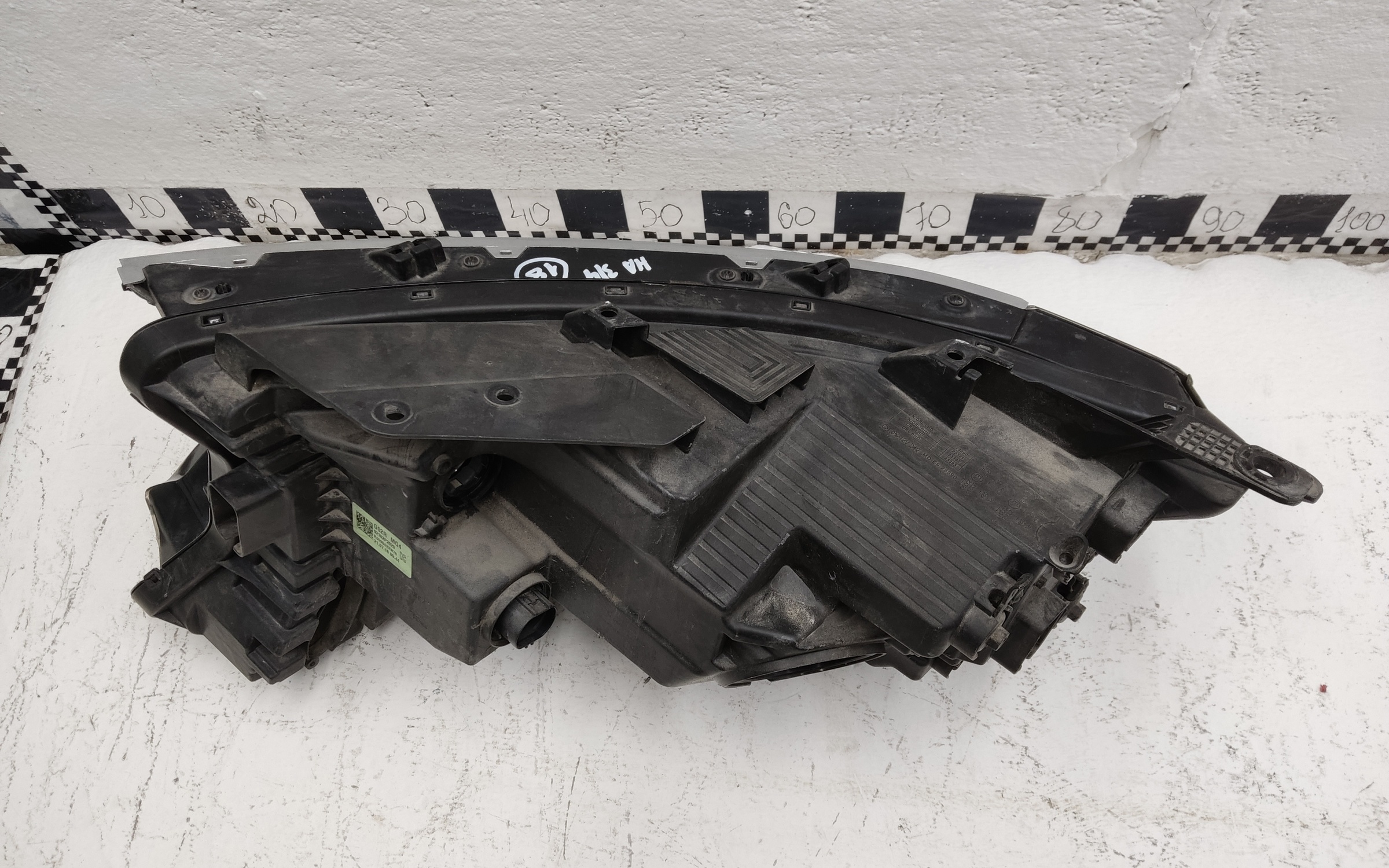 Фара передняя правая Kia Sorento 4 LED