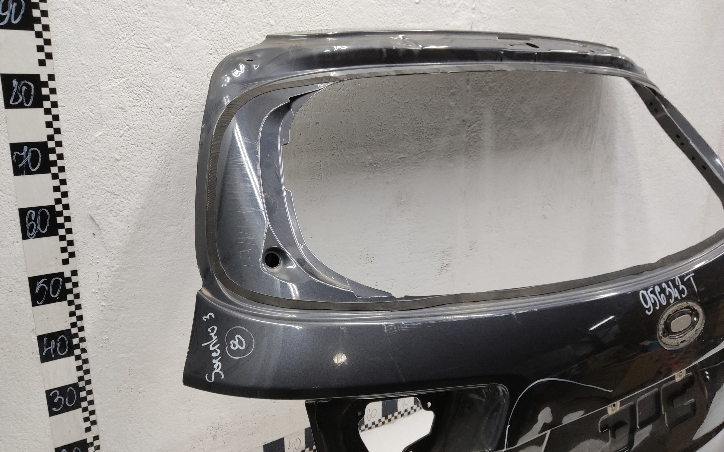 Крышка багажника Kia Sorento 3