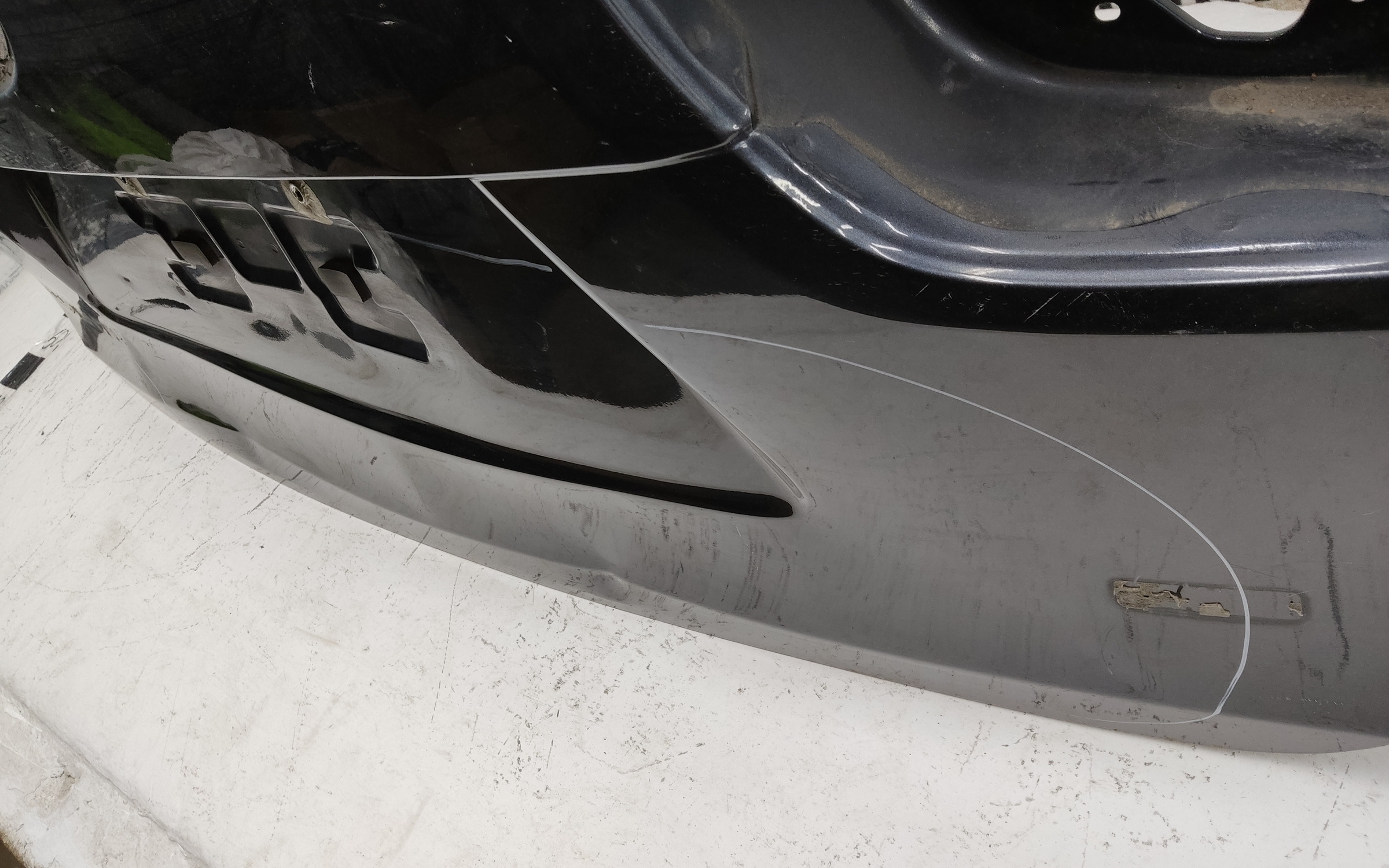 Крышка багажника Kia Sorento 3