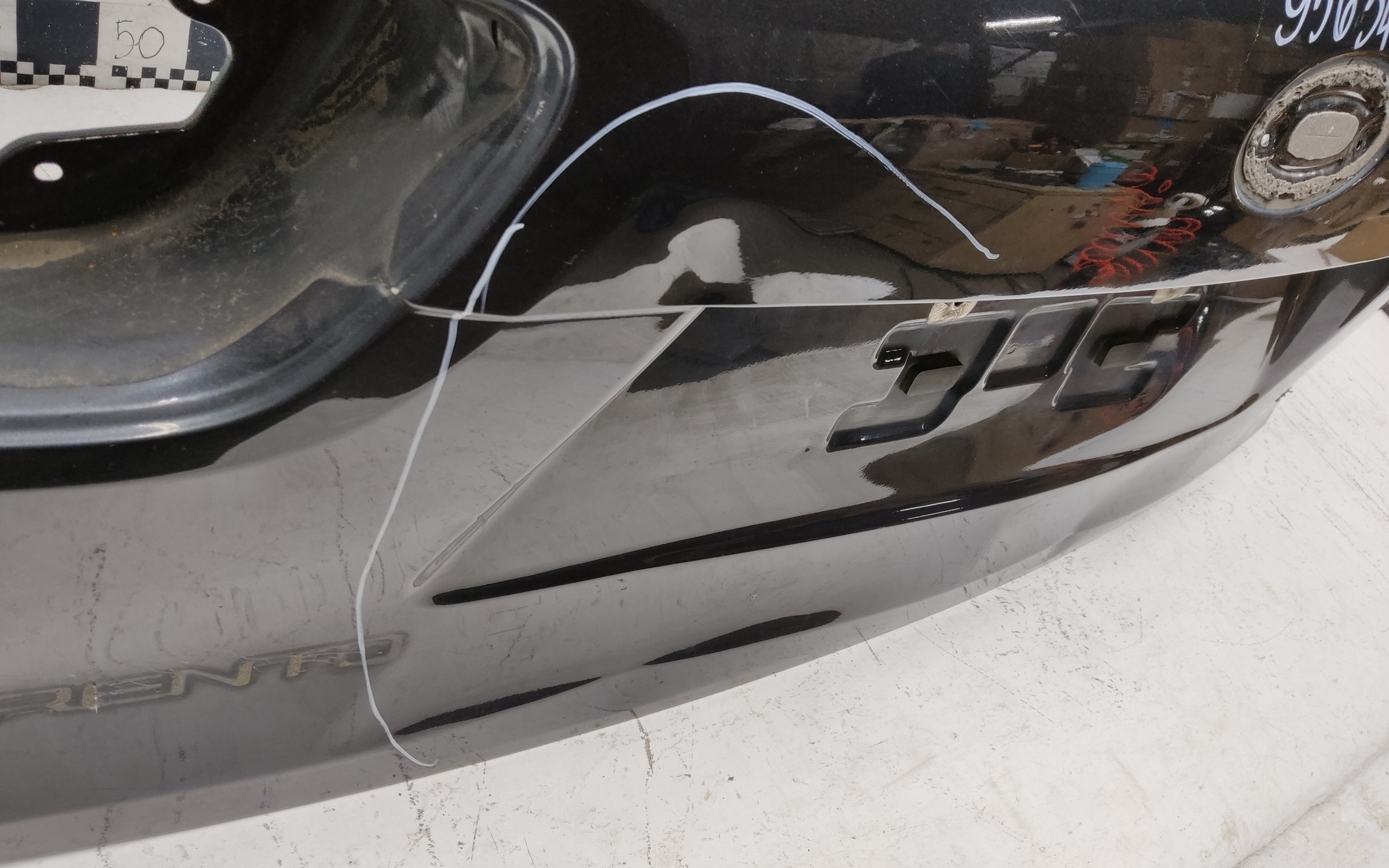 Крышка багажника Kia Sorento 3