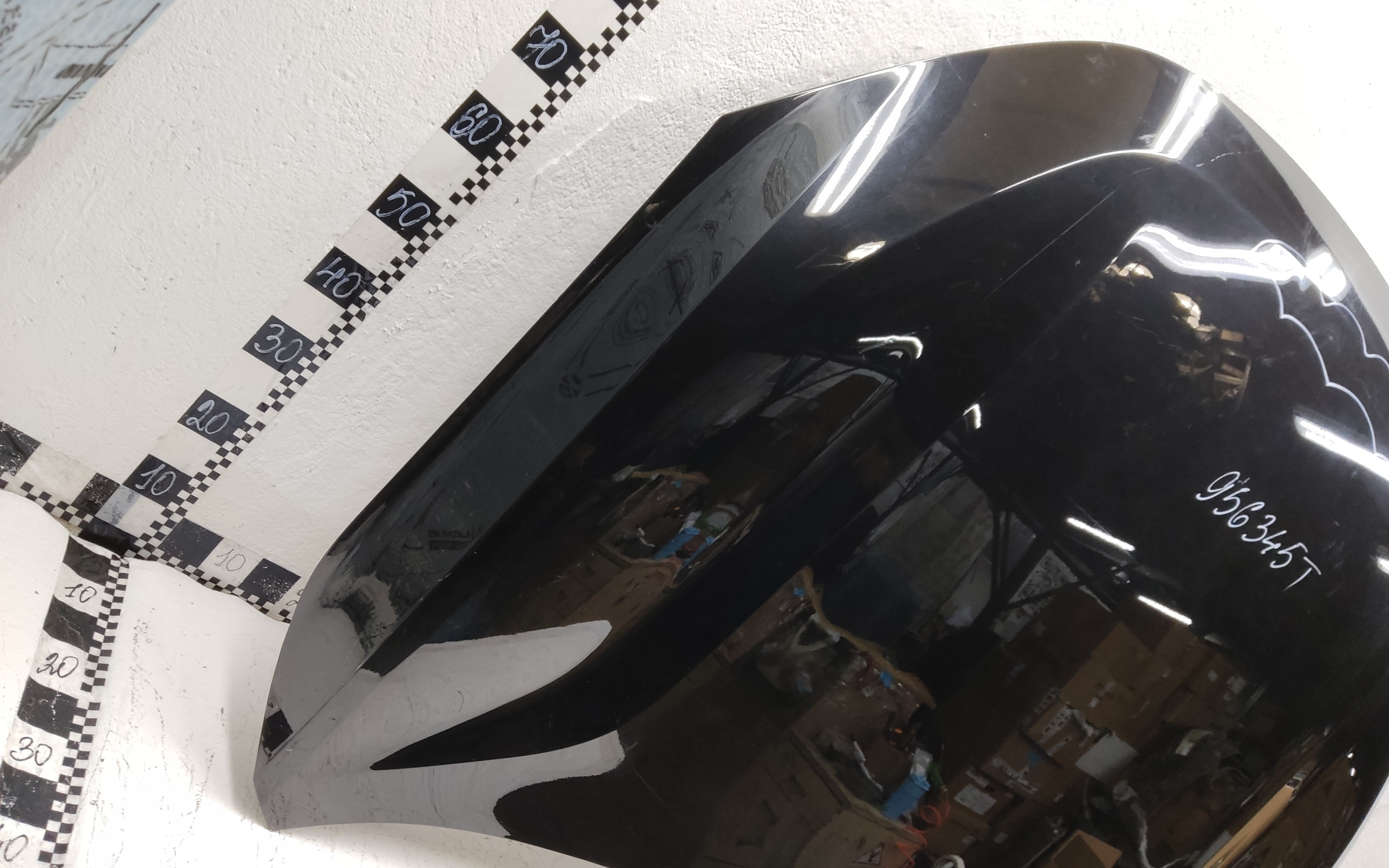 Капот Geely Atlas 2