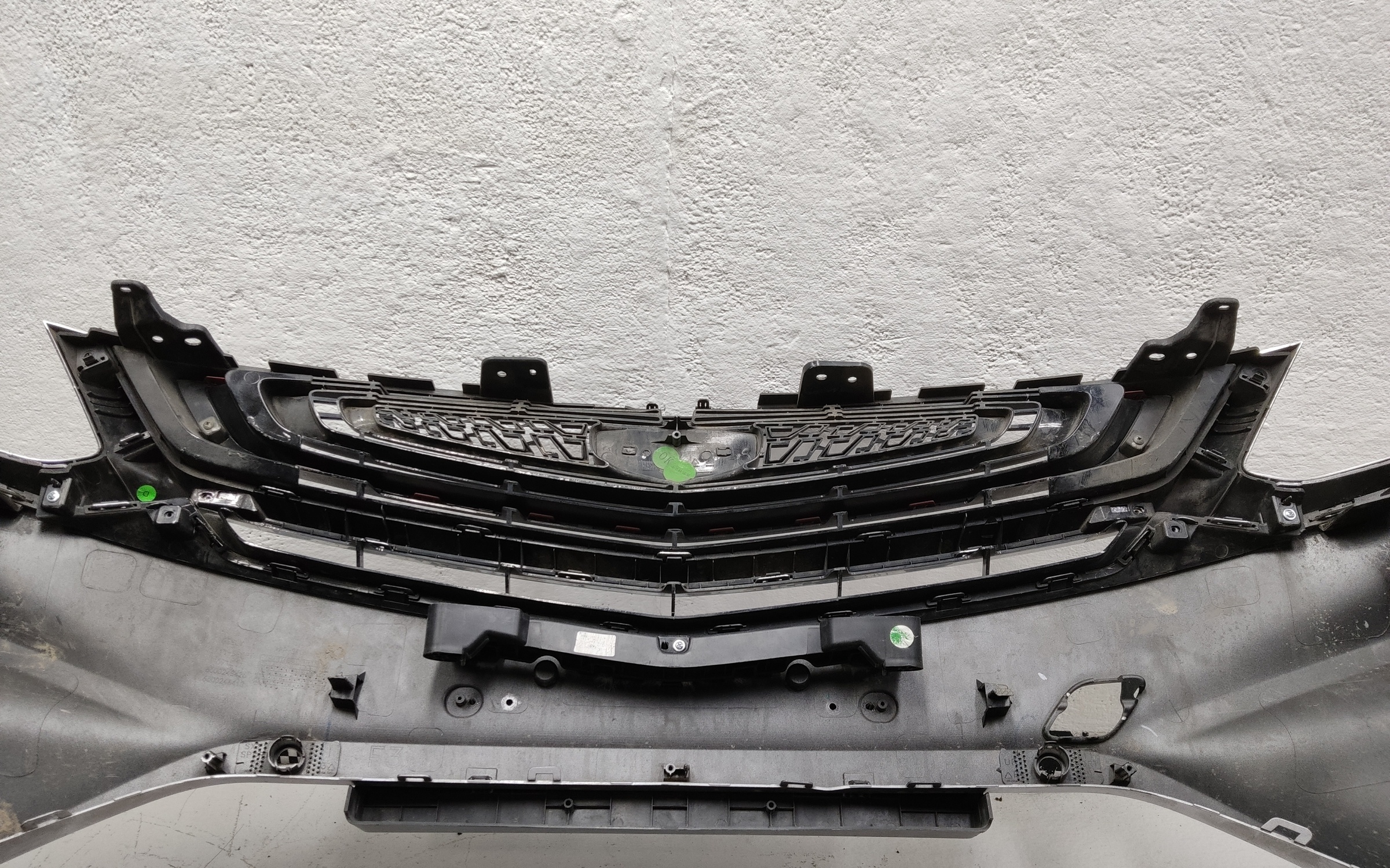 Бампер передний Geely Coolray под парктроник