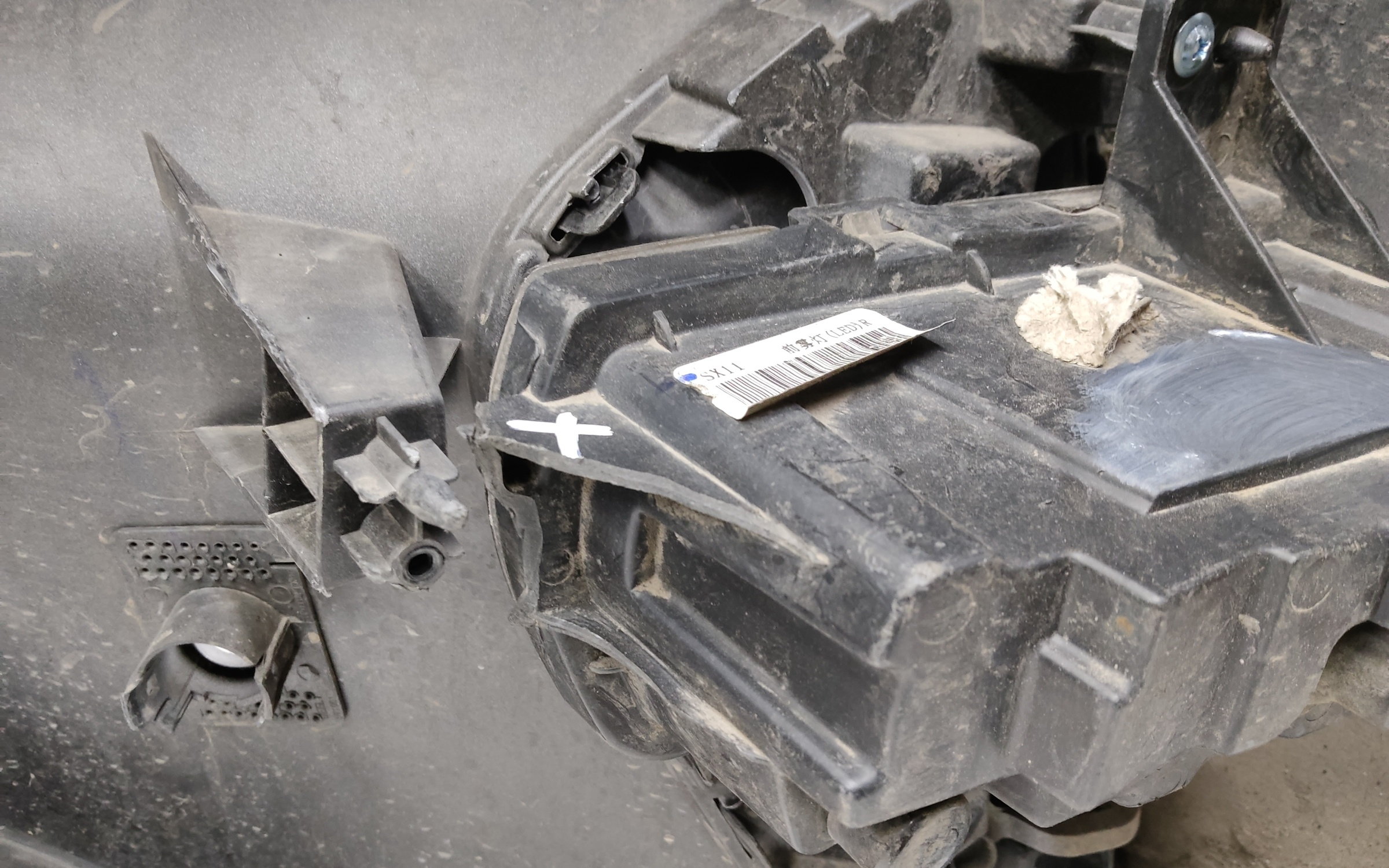 Бампер передний Geely Coolray под парктроник