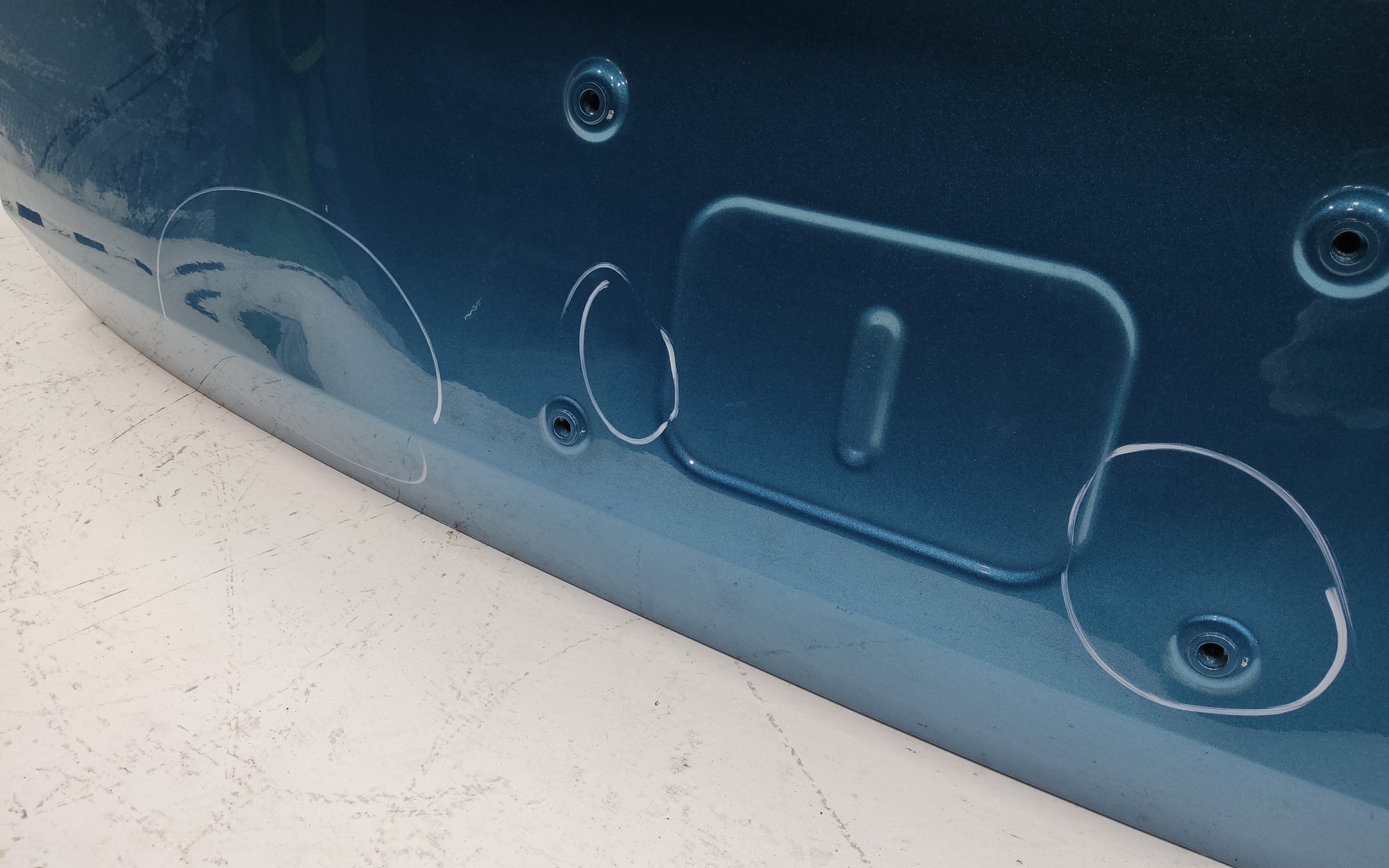 Крышка багажника Geely Emgrand 2