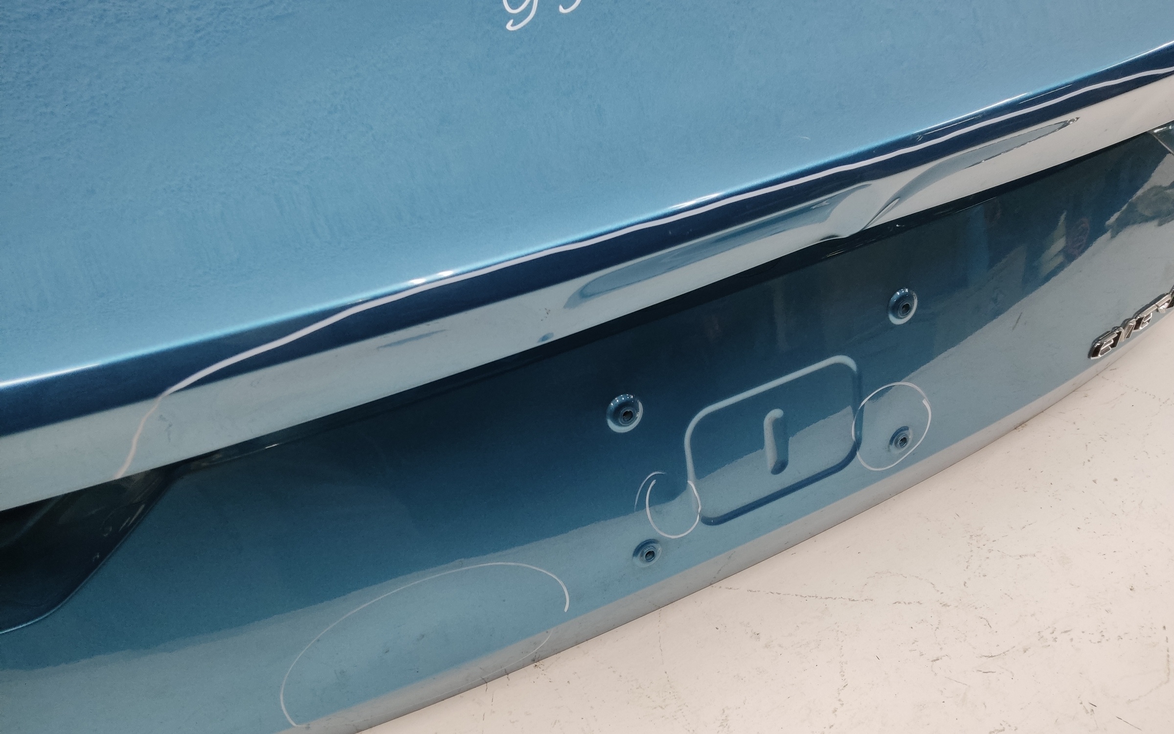 Крышка багажника Geely Emgrand 2