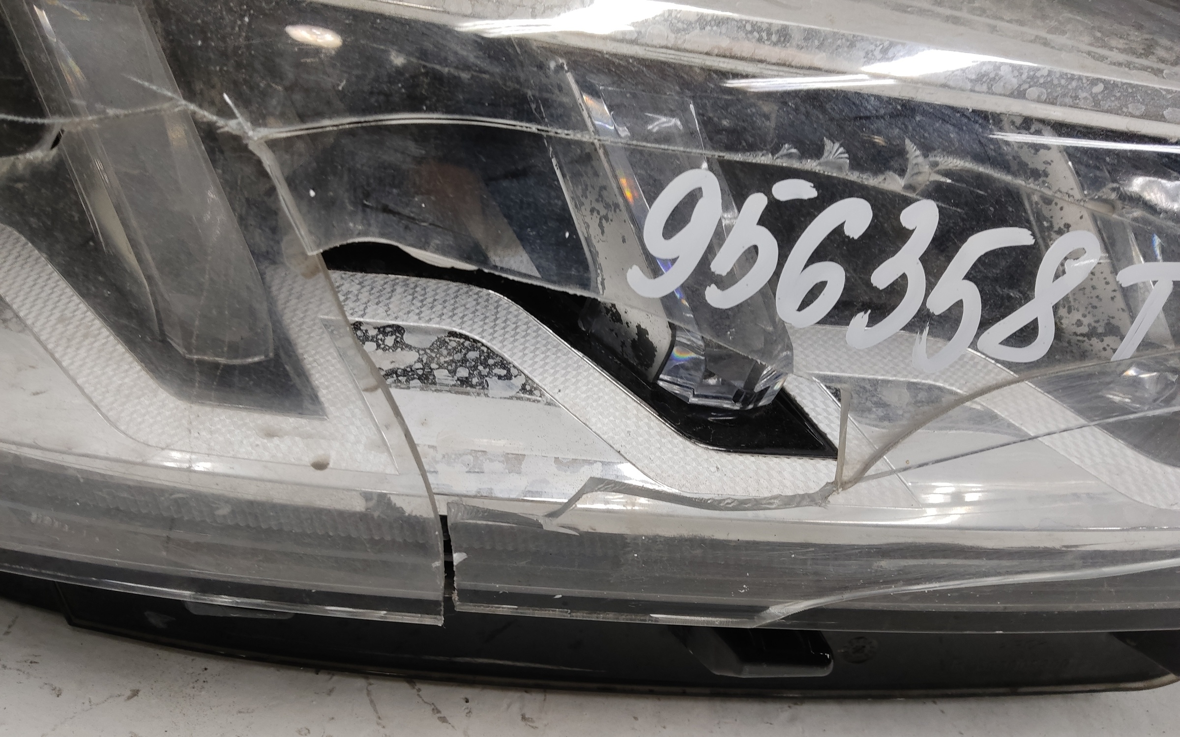 Фара передняя правая Chery Tiggo 7 Pro LED