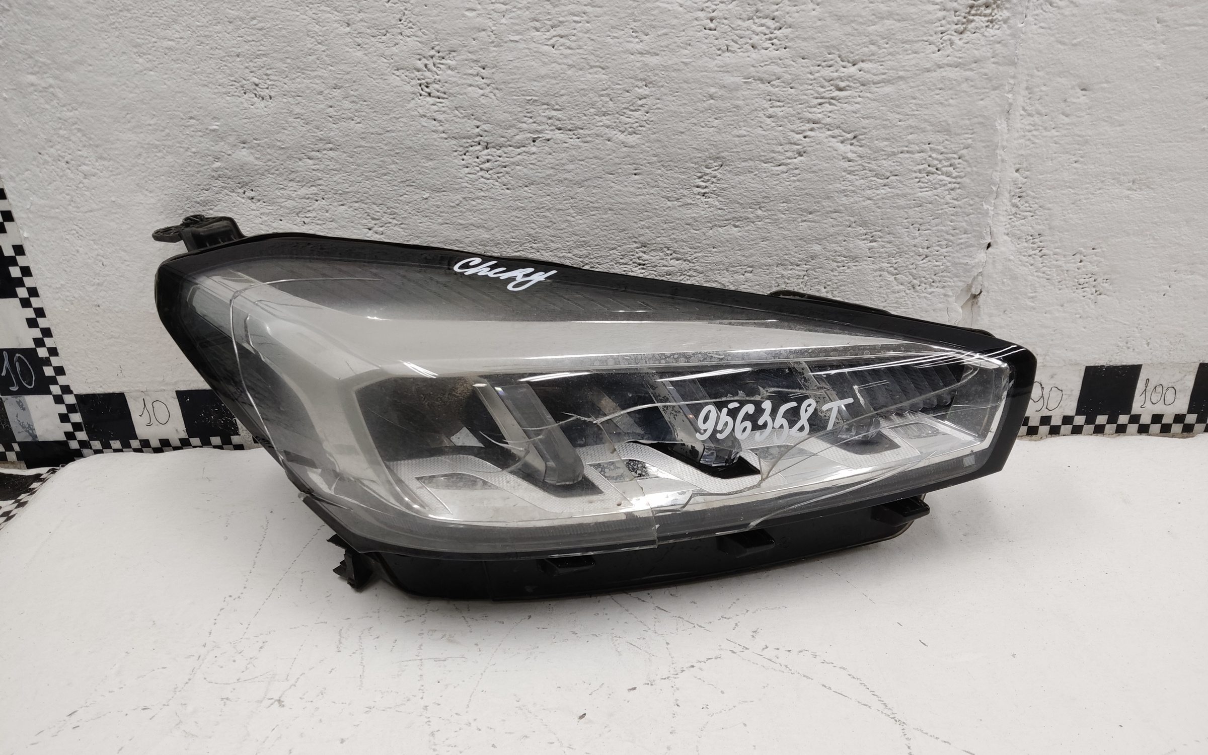 Фара передняя правая Chery Tiggo 7 Pro LED