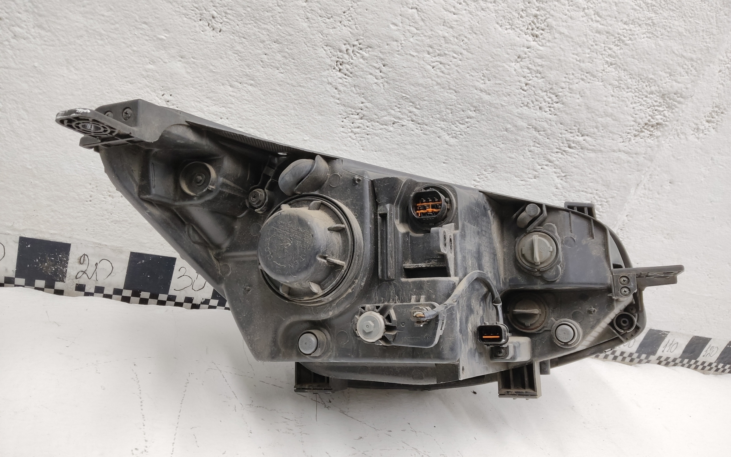 Фара передняя левая Kia Soul 2 галоген