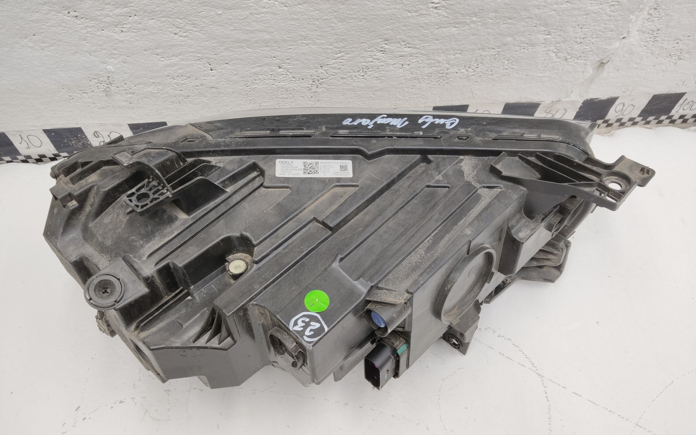 Фара передняя левая Geely Monjaro