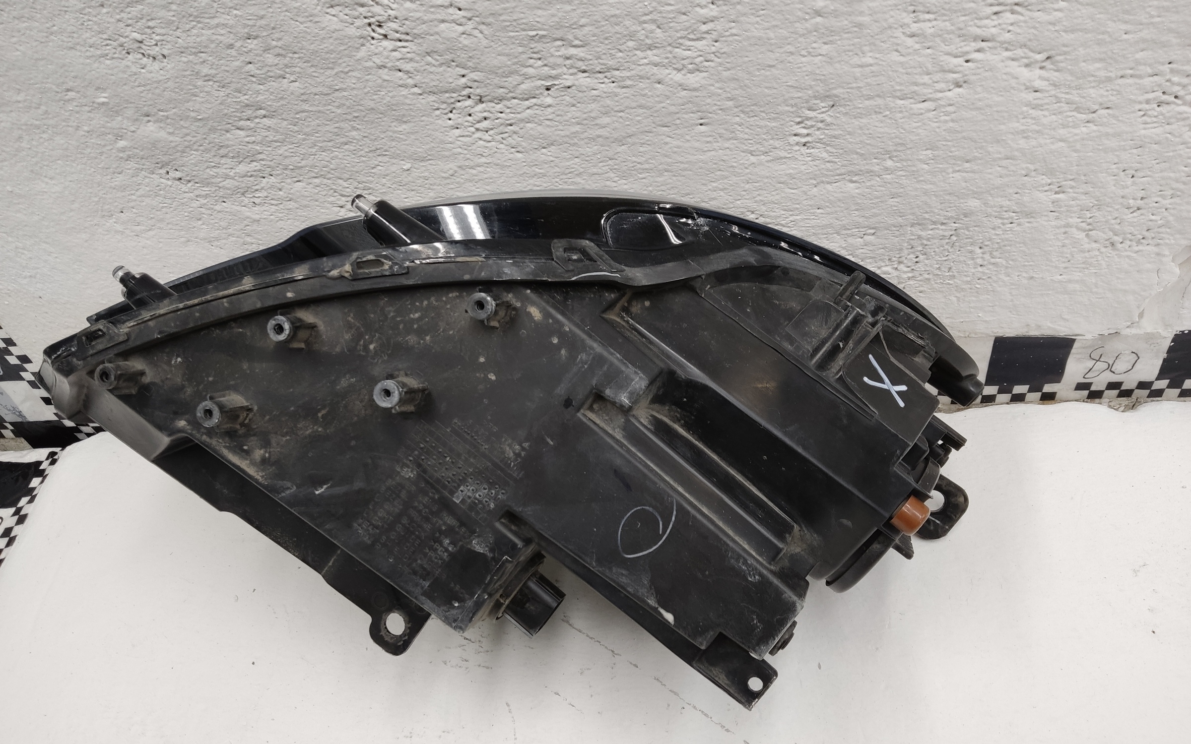 Фара передняя левая Jeep Compass 2 Биксенон