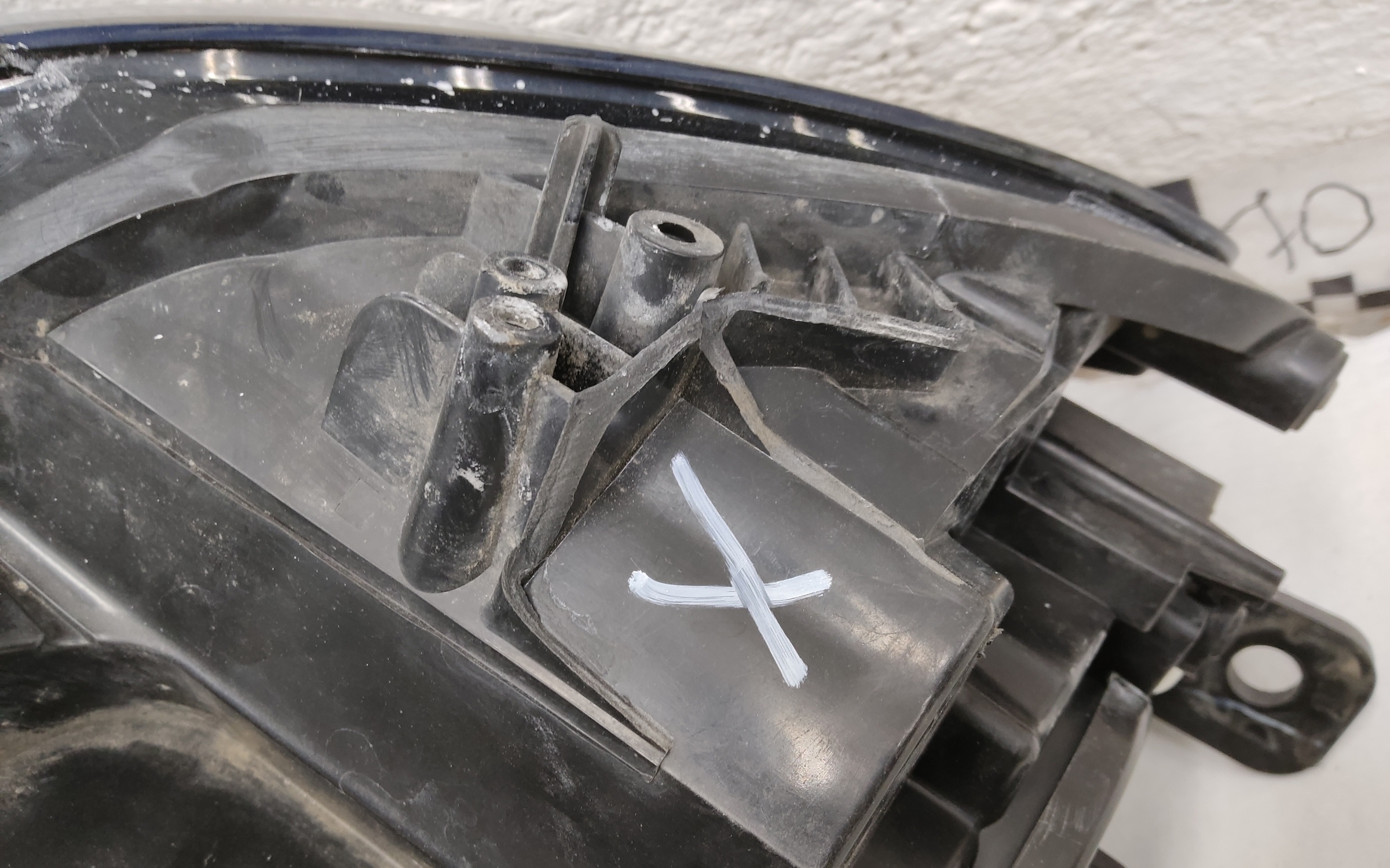 Фара передняя левая Jeep Compass 2 Биксенон