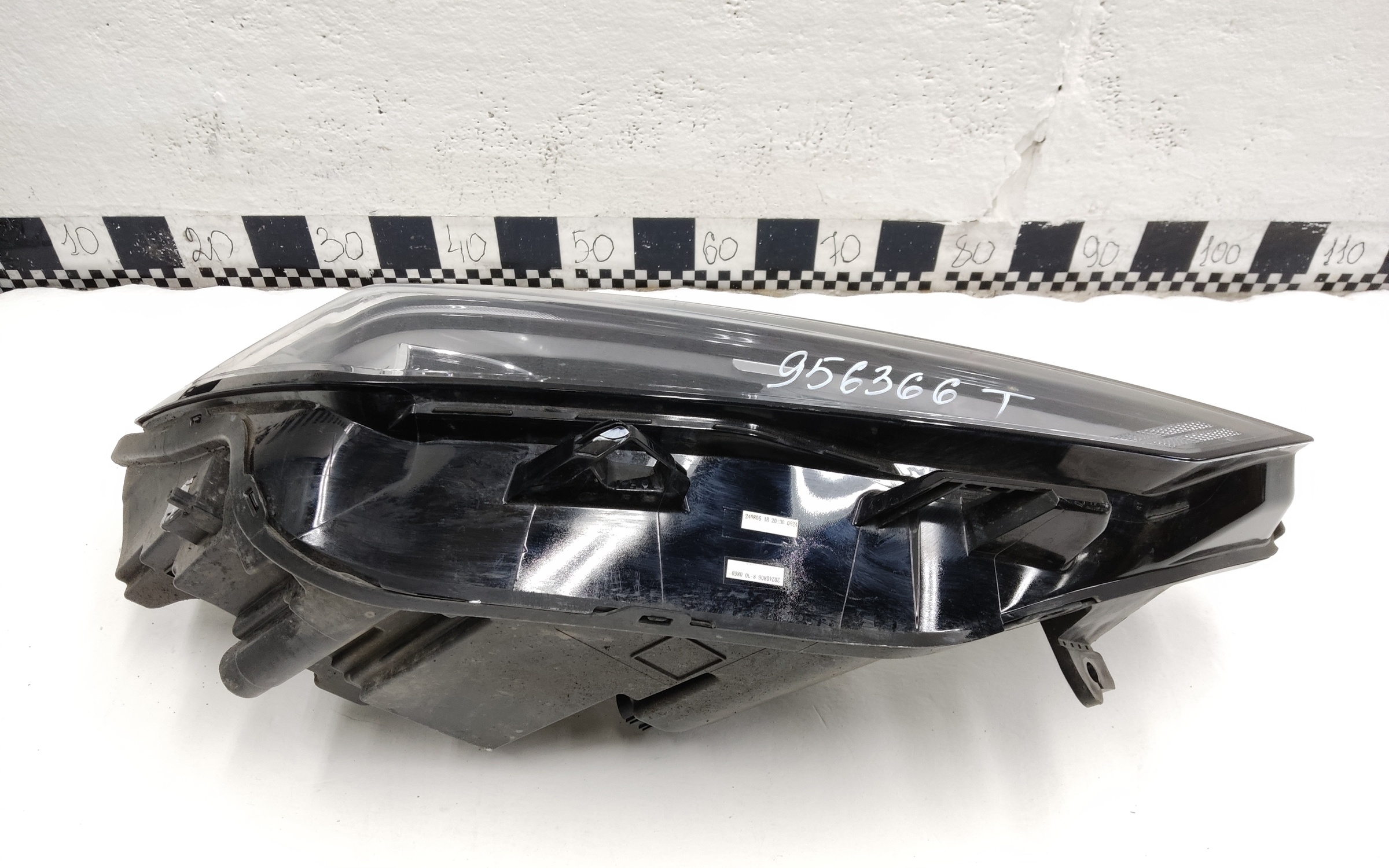 Фара передняя правая Changan UNI-V LED