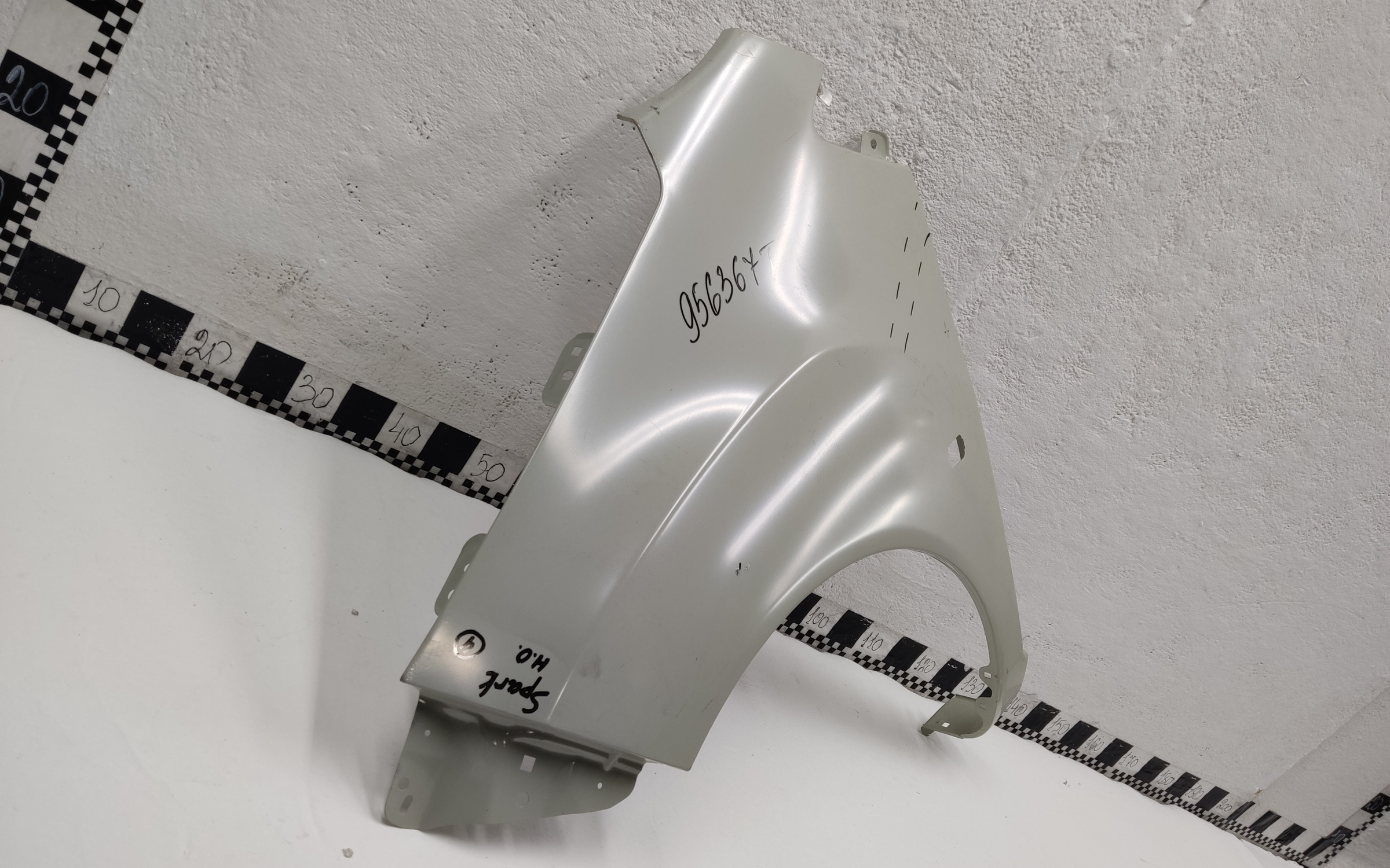 Крыло переднее левое Chevrolet Spark 3