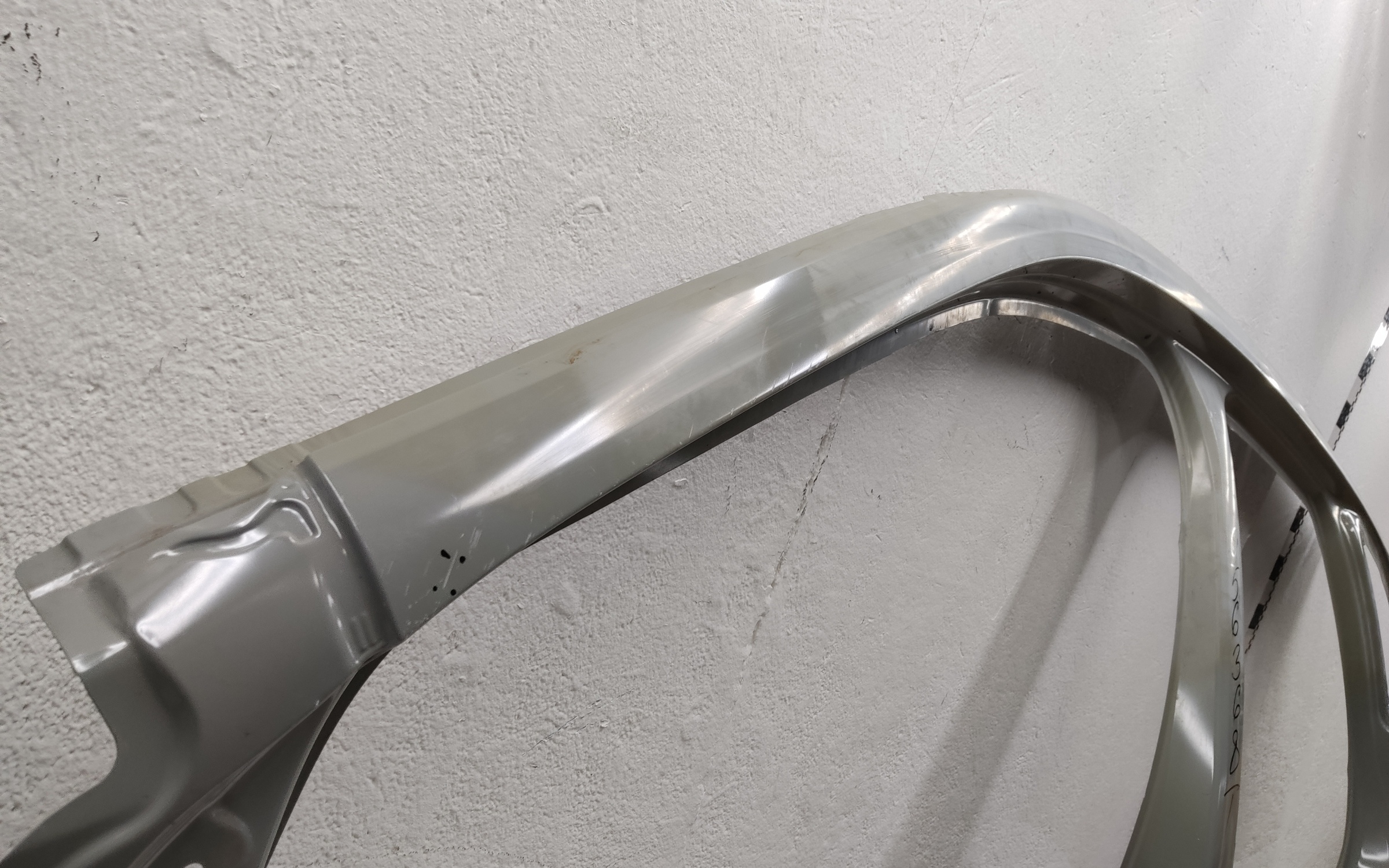 Панель кузова боковая левая Haval Jolion