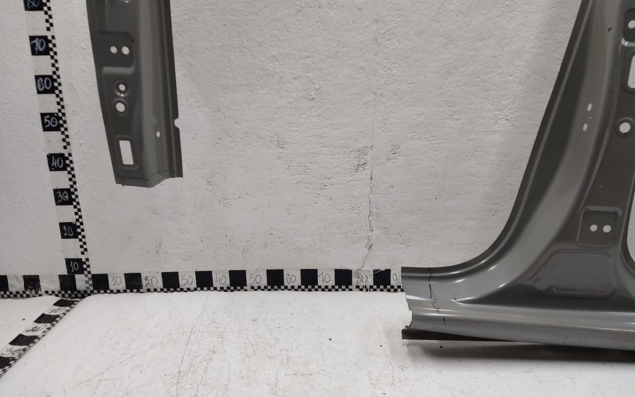 Панель кузова боковая левая Haval Jolion