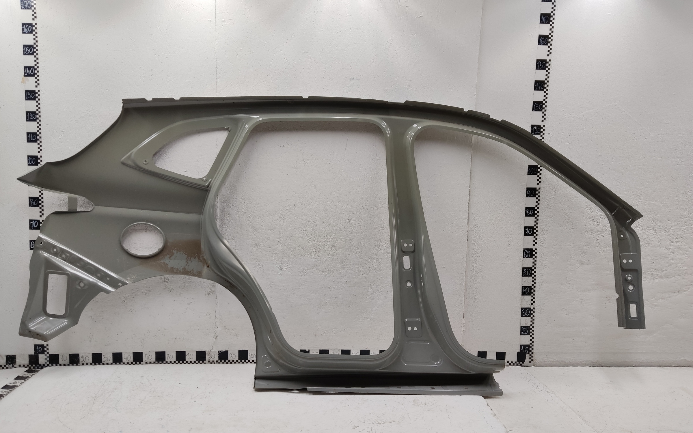 Панель кузова боковая левая Haval Jolion