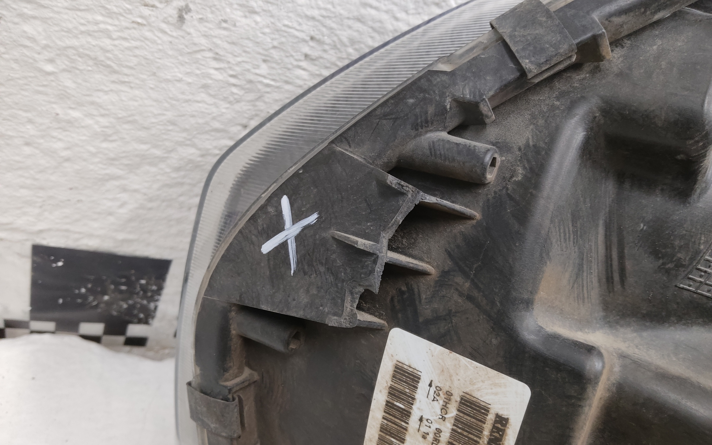 Фара передняя правая Renault Sandero 2 Restail галоген с ДХО