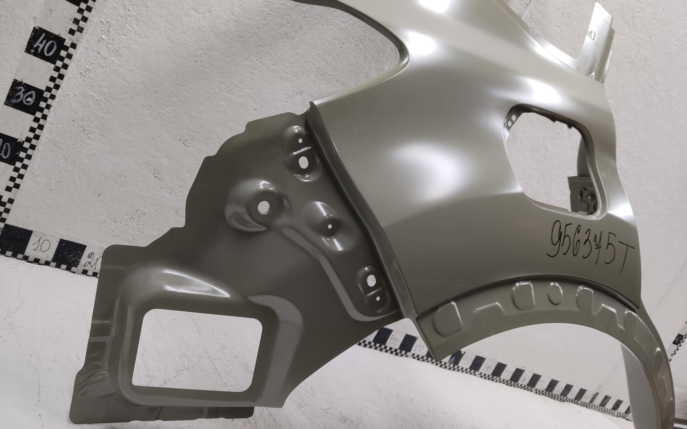 Крыло заднее правое Renault Kaptur