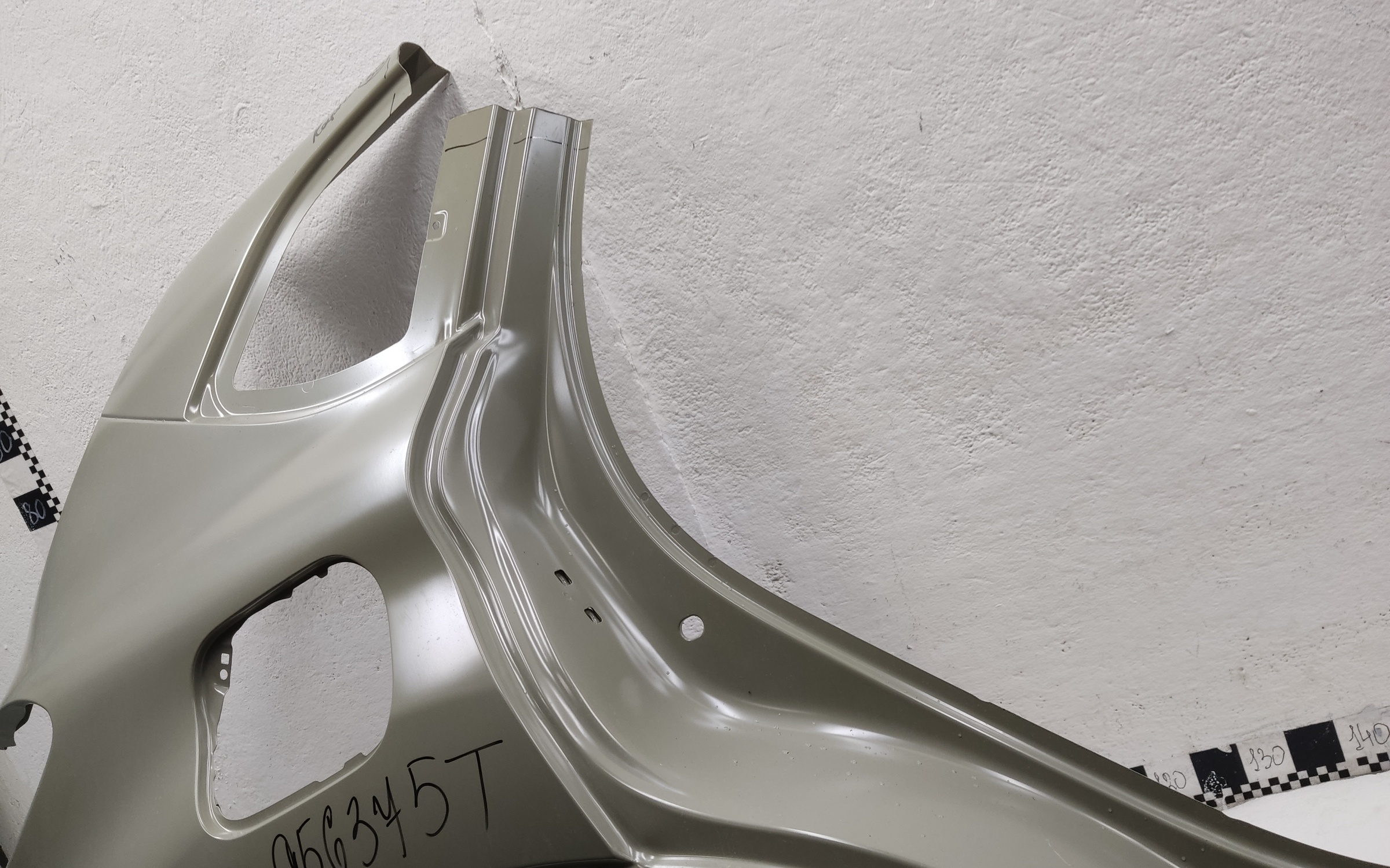 Крыло заднее правое Renault Kaptur