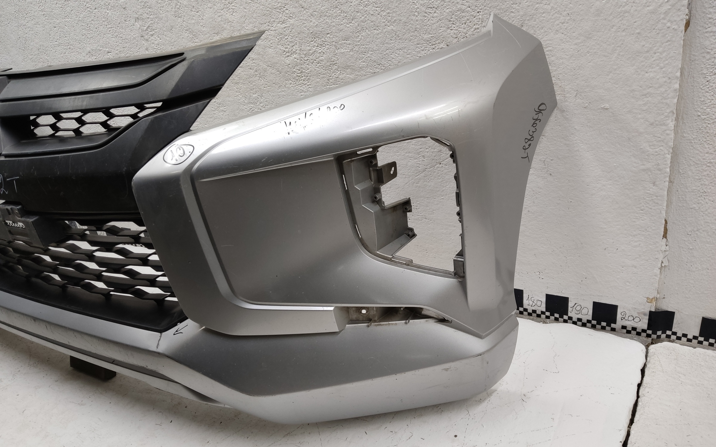 Бампер передний Mitsubishi L200 5 Restail Triton