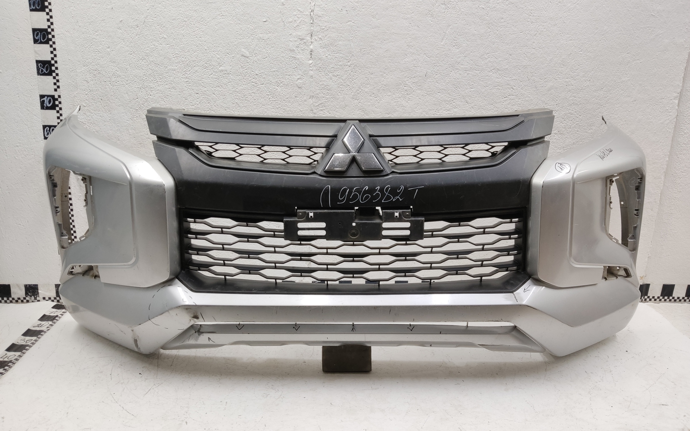 Бампер передний Mitsubishi L200 5 Restail Triton