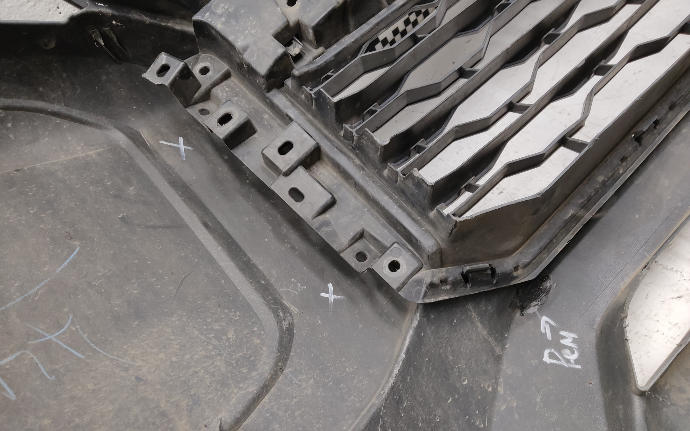 Бампер передний Mitsubishi L200 5 Restail Triton