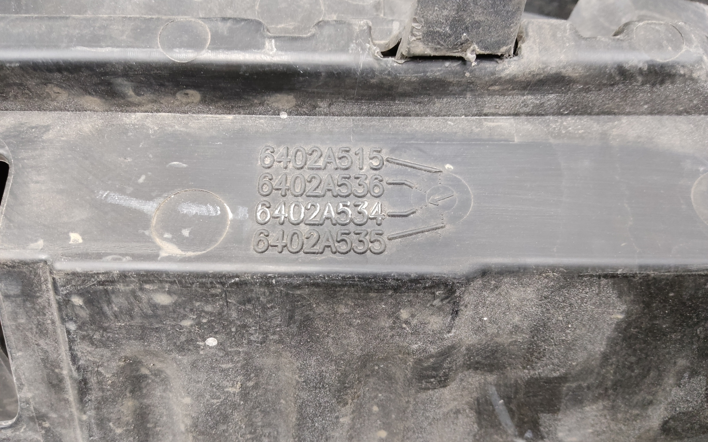 Бампер передний Mitsubishi L200 5 Restail Triton