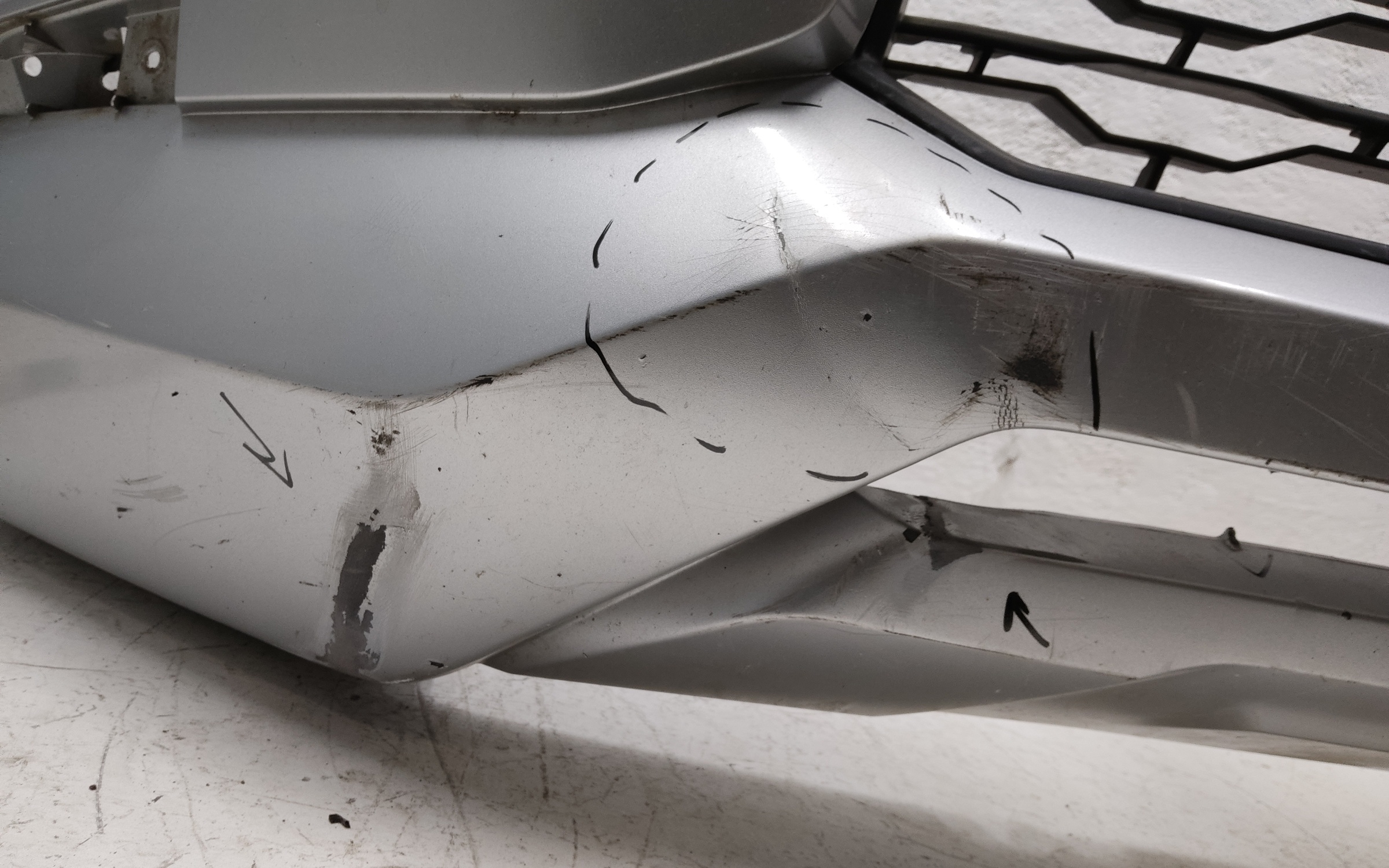 Бампер передний Mitsubishi L200 5 Restail Triton