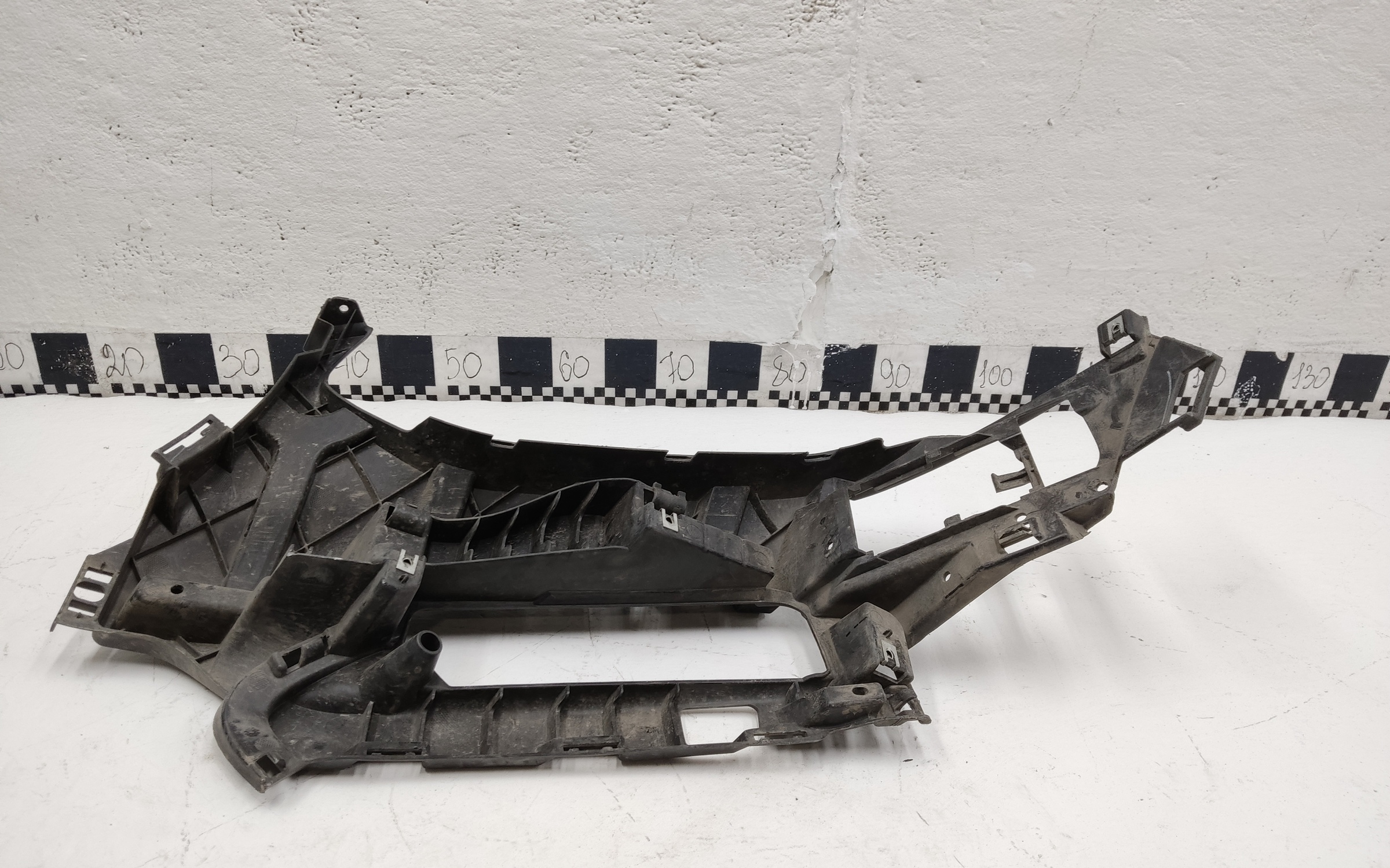 Кронштейн переднего бампера правый BMW X4 G02