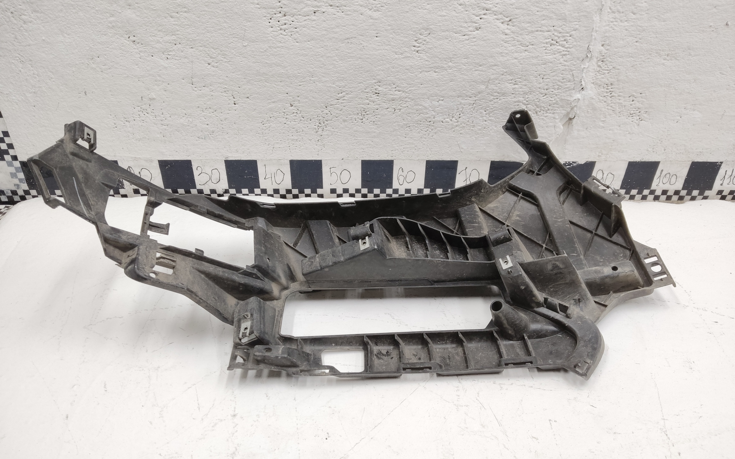 Кронштейн переднего бампера левый BMW X4 G02