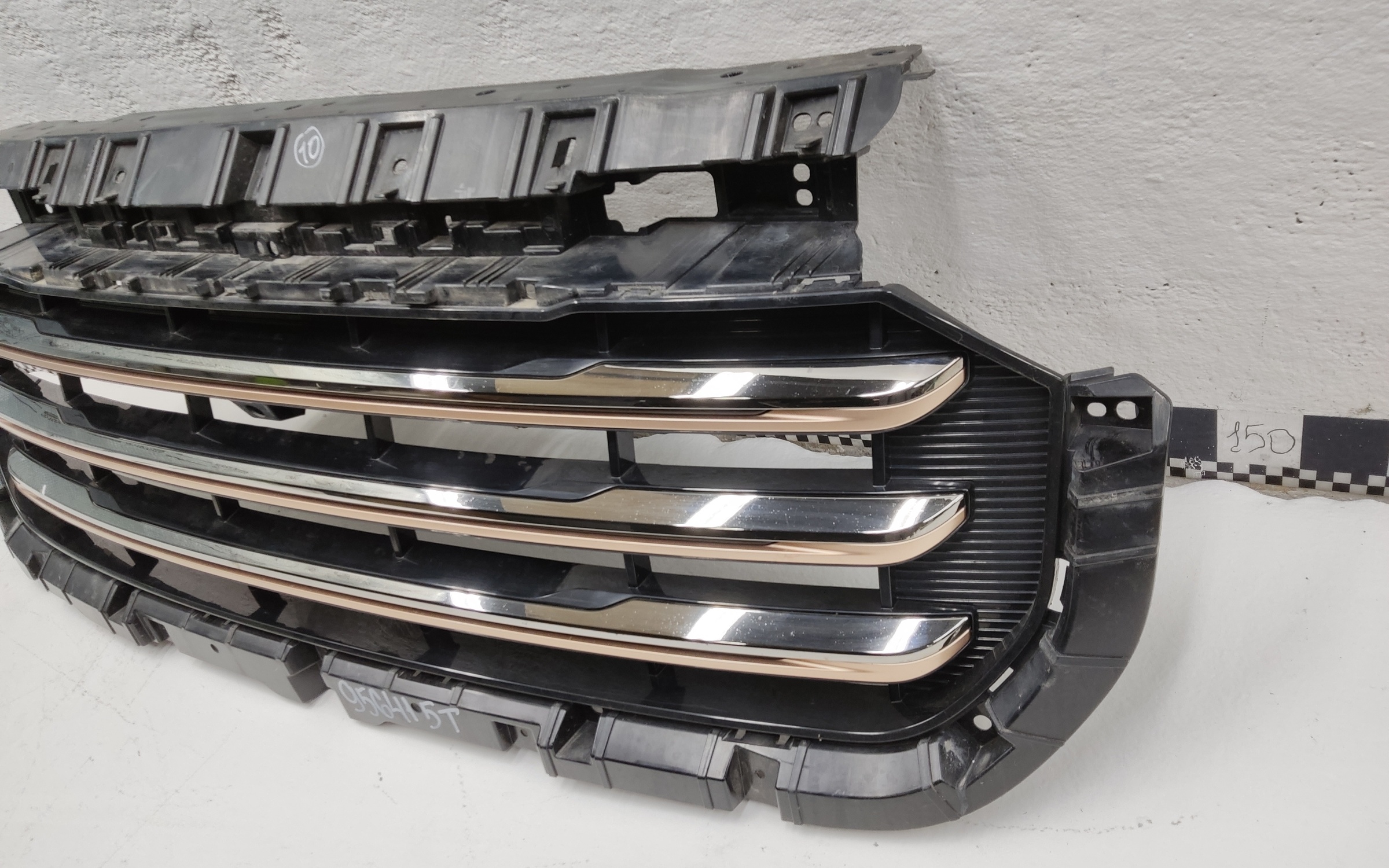 Решетка радиатора Exeed VX