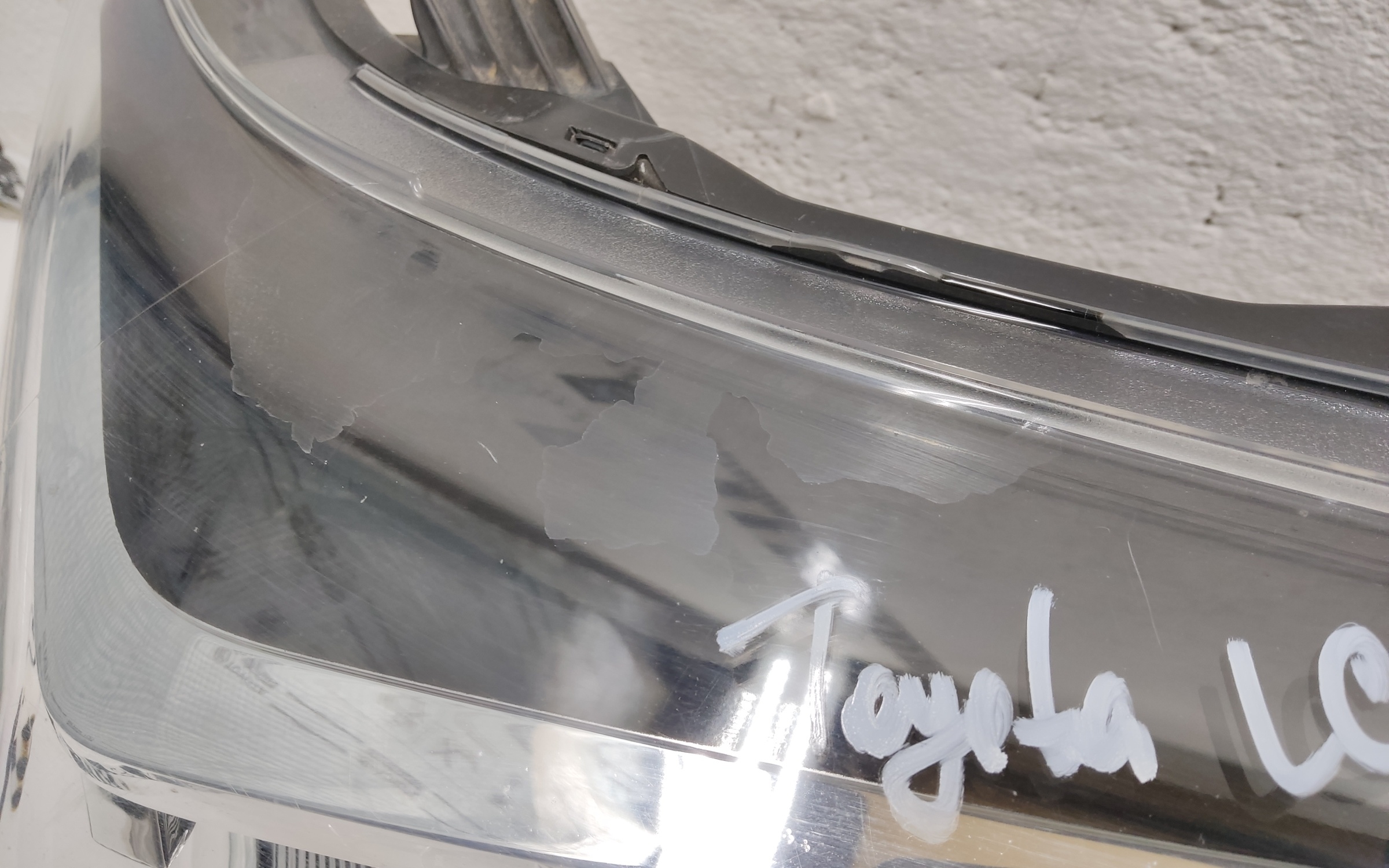 Фара передняя правая Toyota Land Cruiser Prado 150 Restail LED ДХО