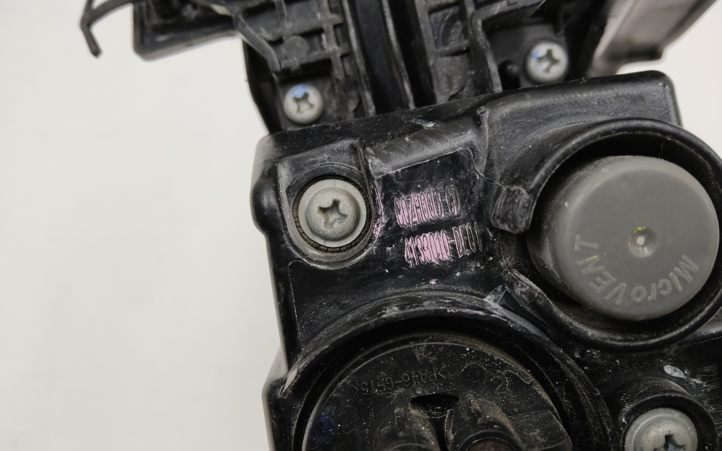 Фонарь задний левый наружный Changan Uni-V