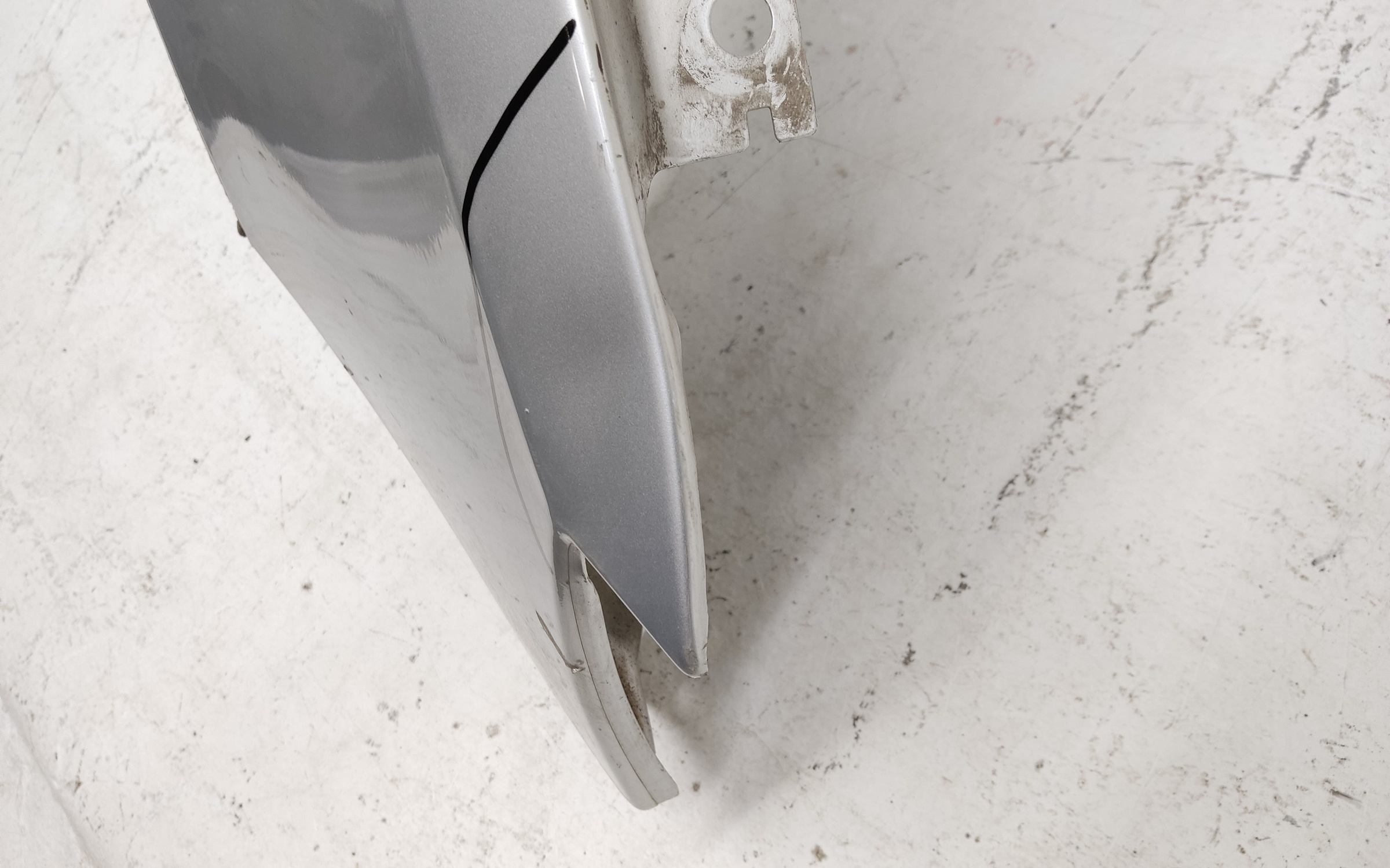 Крыло переднее правое Lada Granta Wagon Cross Restail