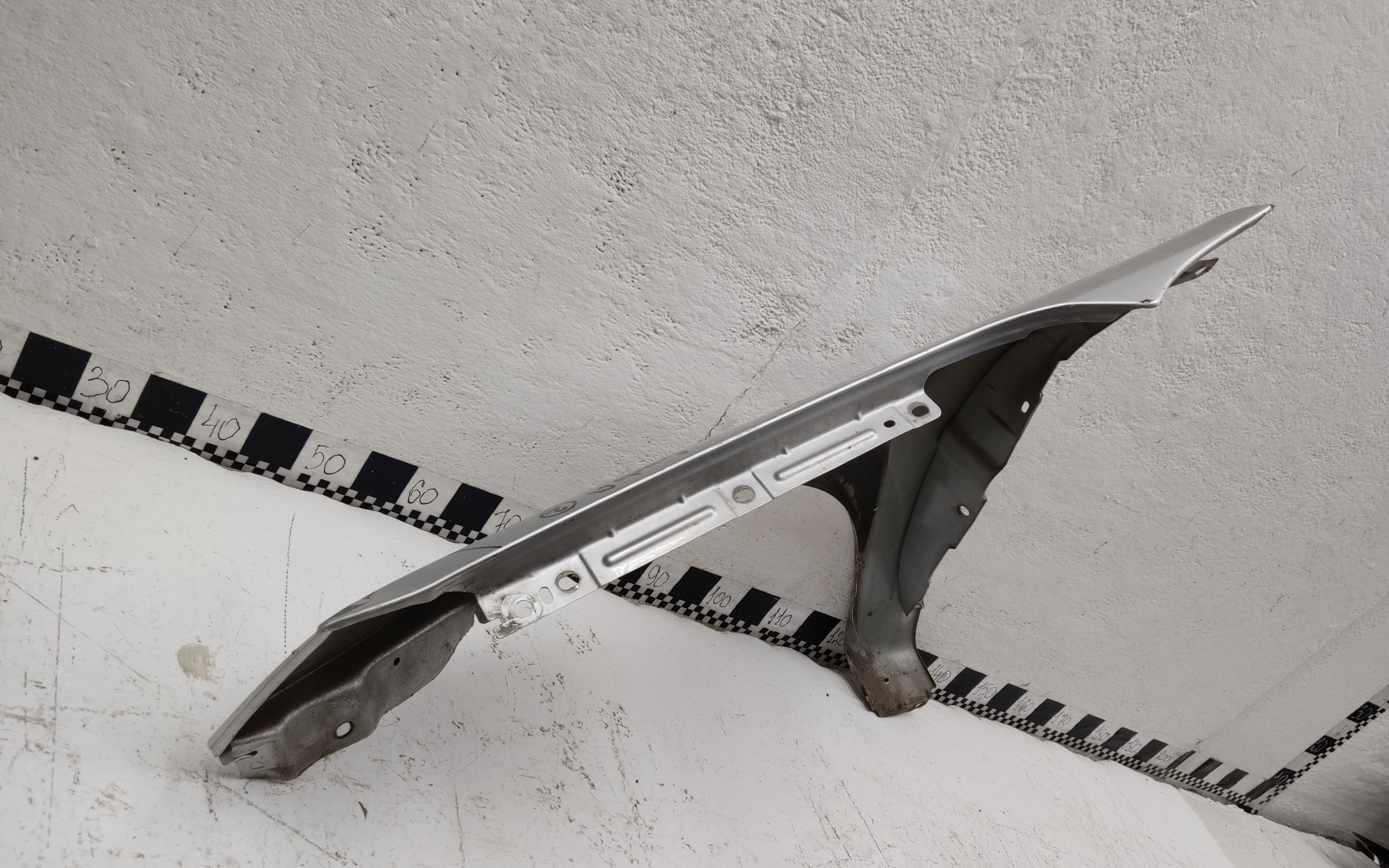 Крыло переднее правое Lada Granta Wagon Cross Restail