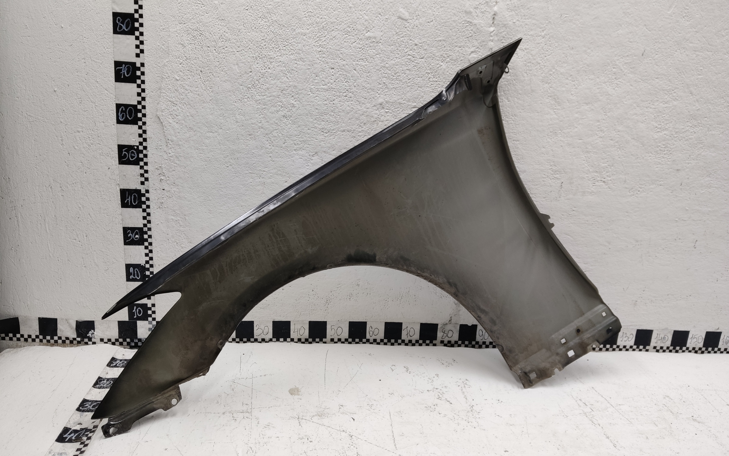 Крыло переднее правое Genesis G80