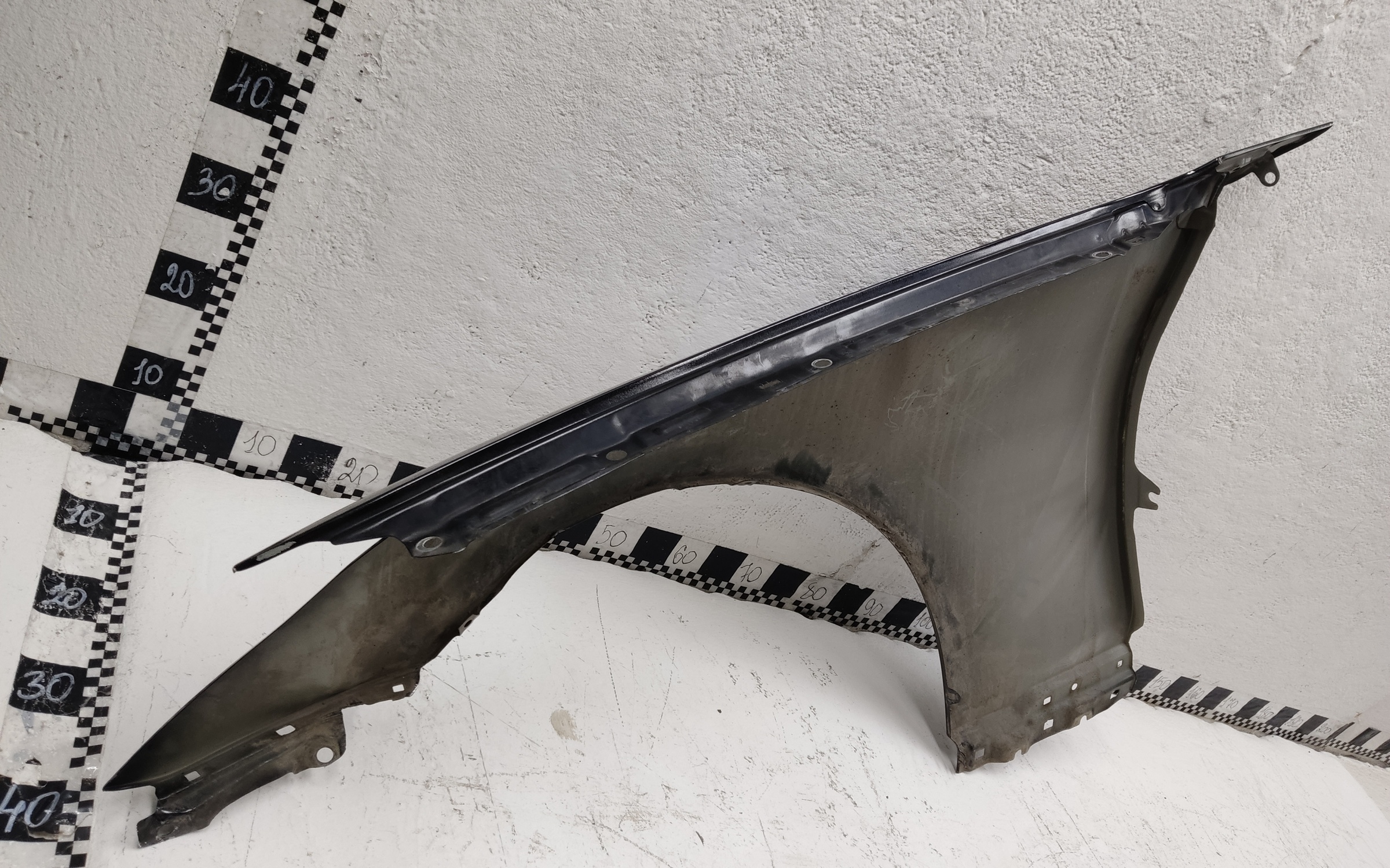 Крыло переднее правое Genesis G80