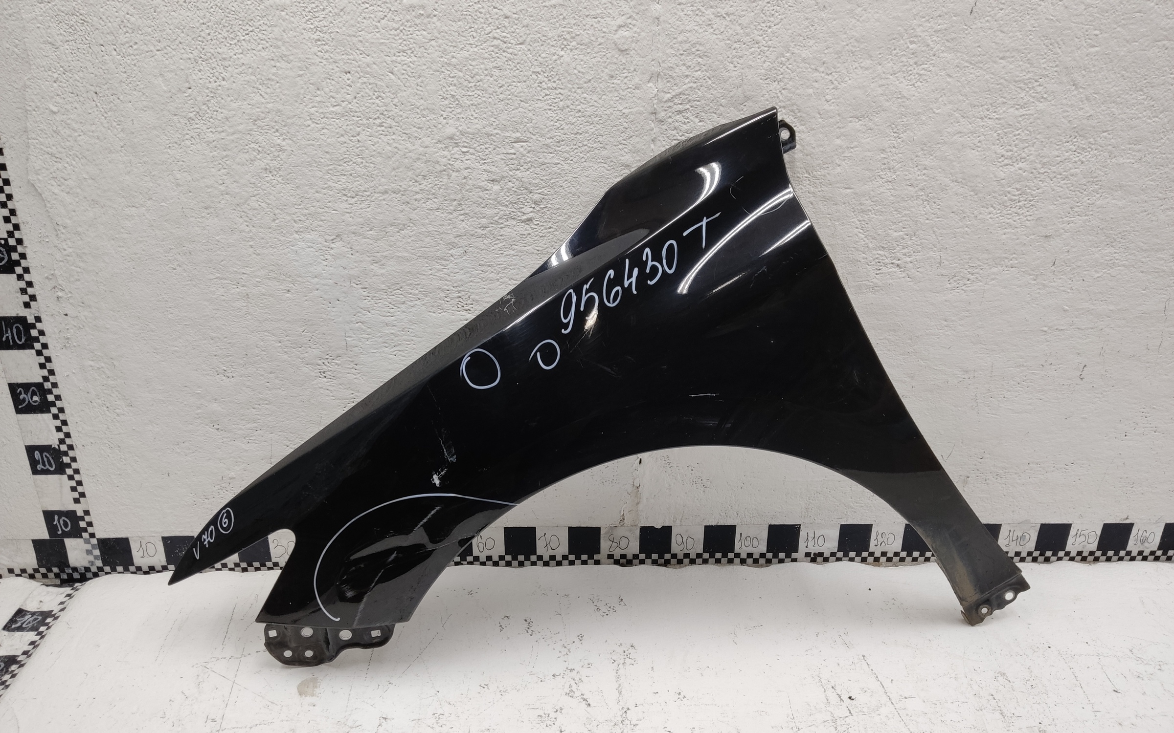 Крыло переднее левое Toyota Camry V70