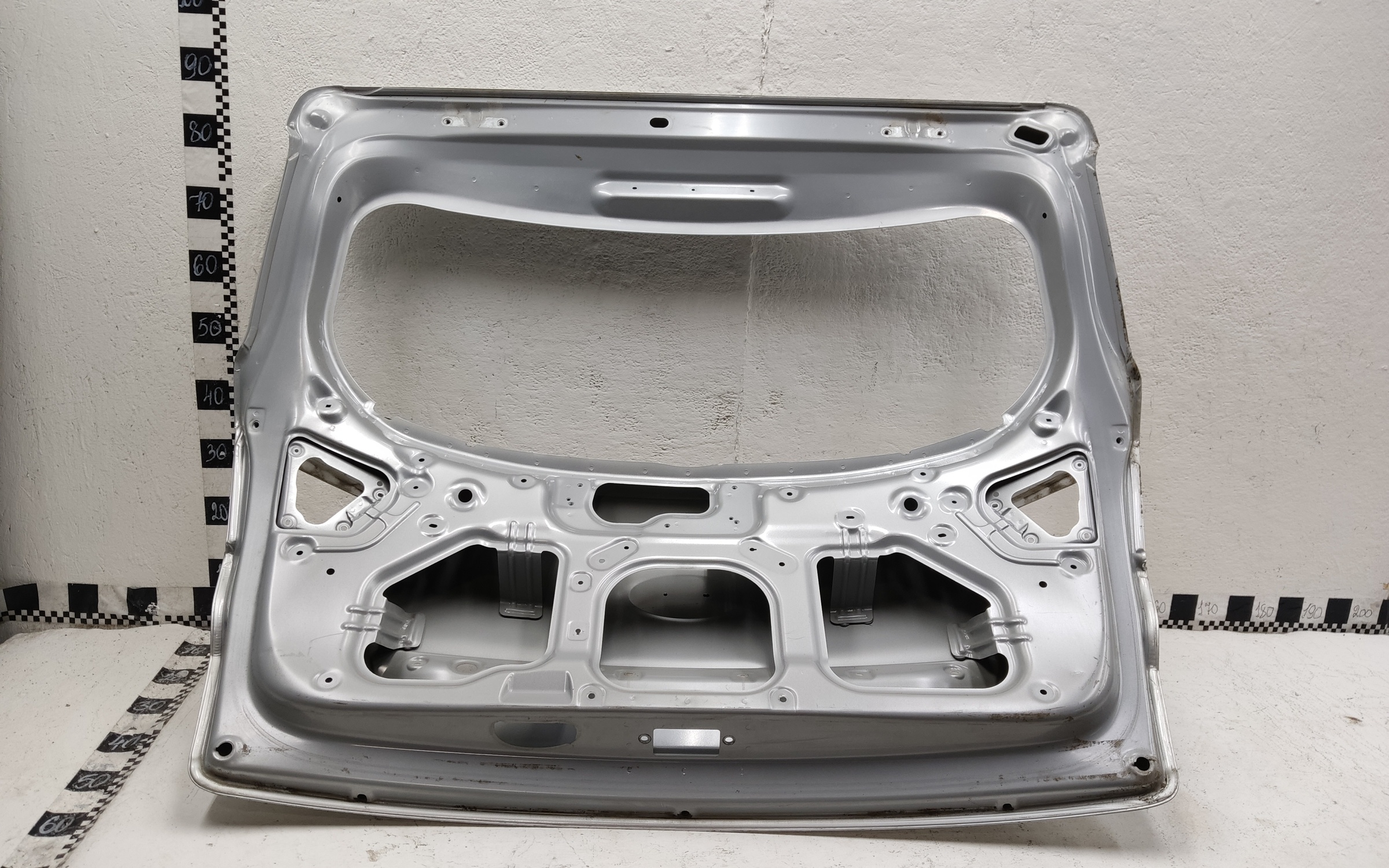 Крышка багажника Hyundai Creta 1