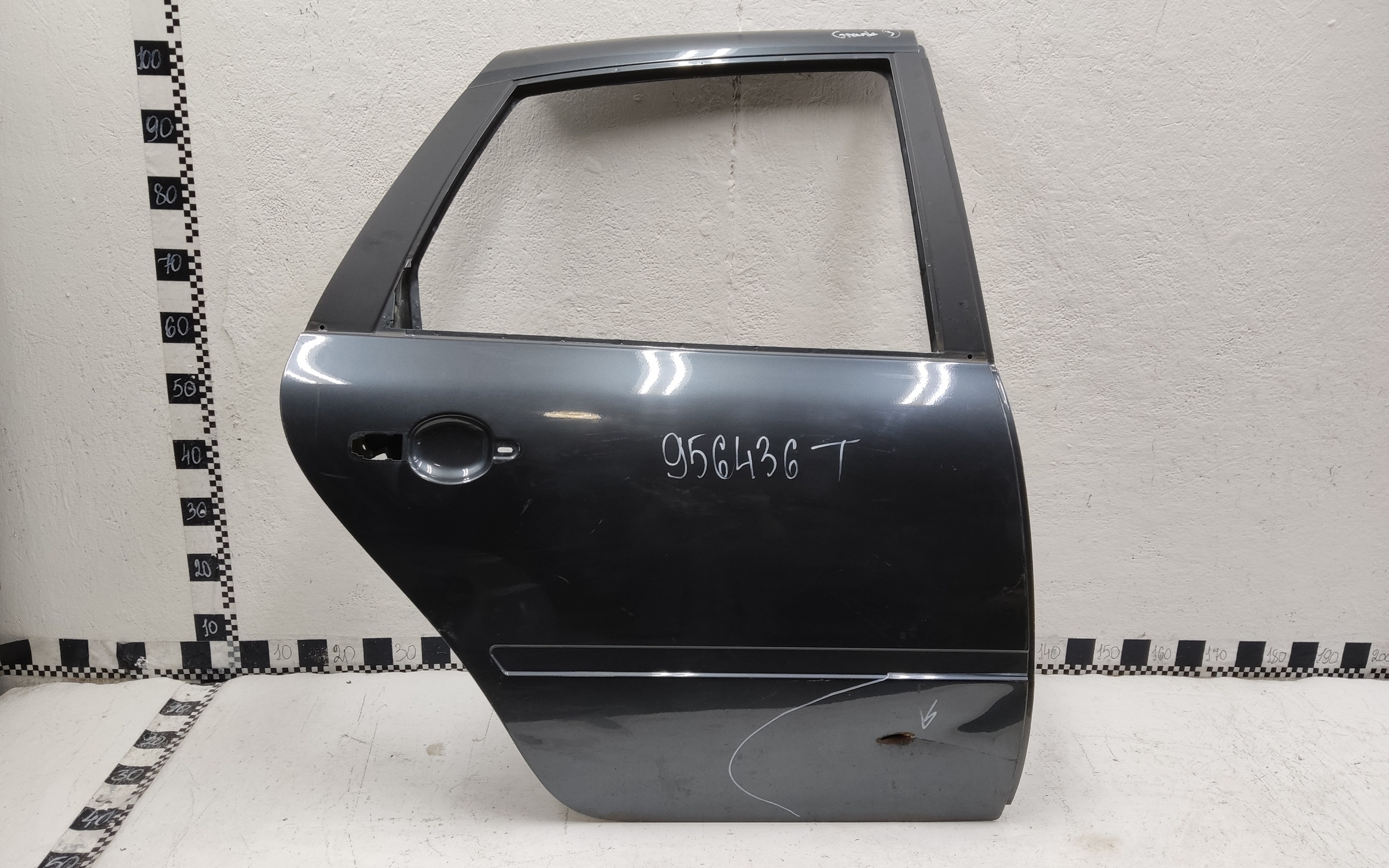 Дверь задняя правая Lada Granta 1 Liftback